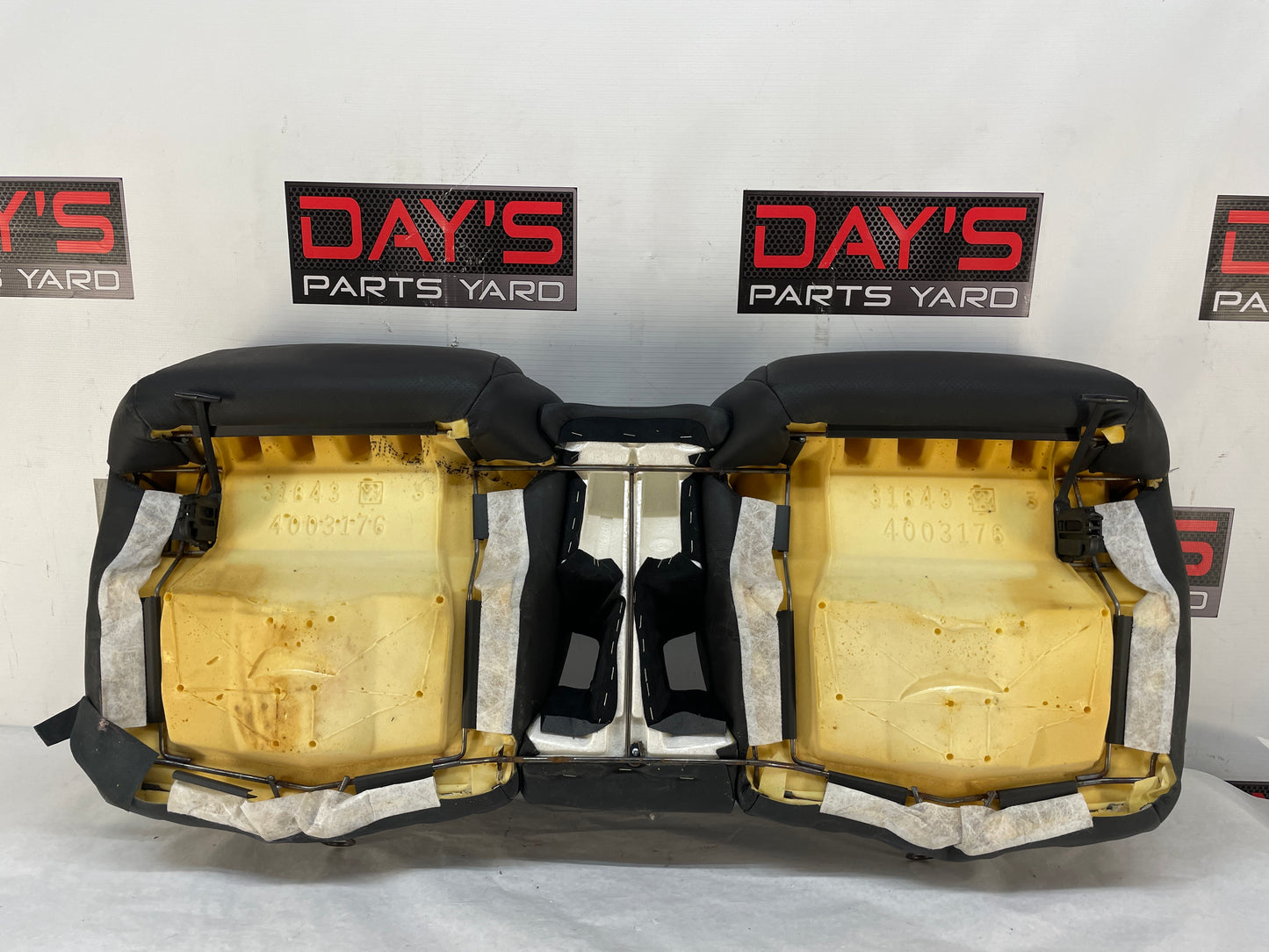 2005 Pontiac GTO Seats Front and Rear Black Leather OEM