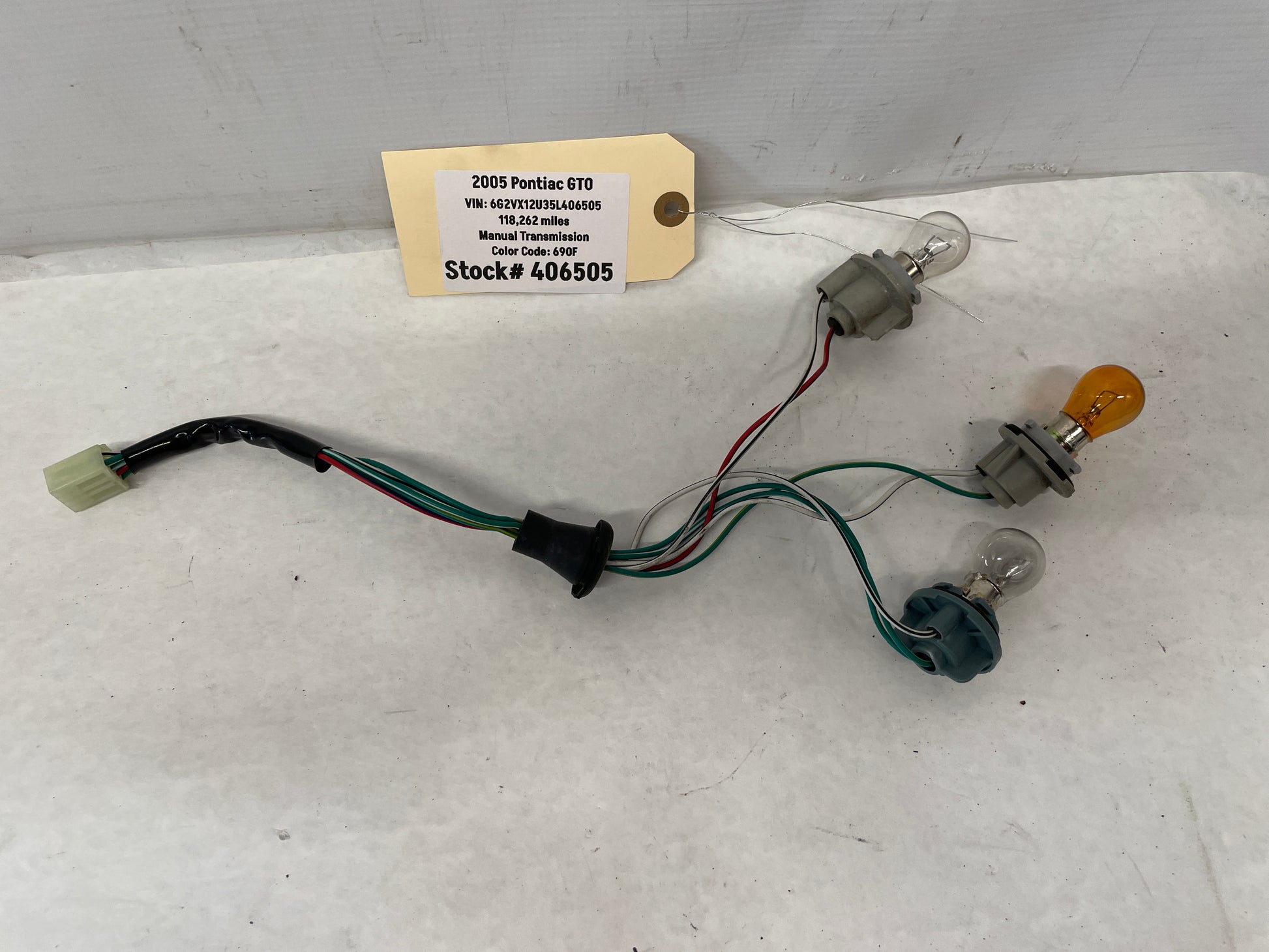 2005 Pontiac GTO LH Driver Tail Light Taillight Wire Wiring Harness OEM - Day's Parts Yard
