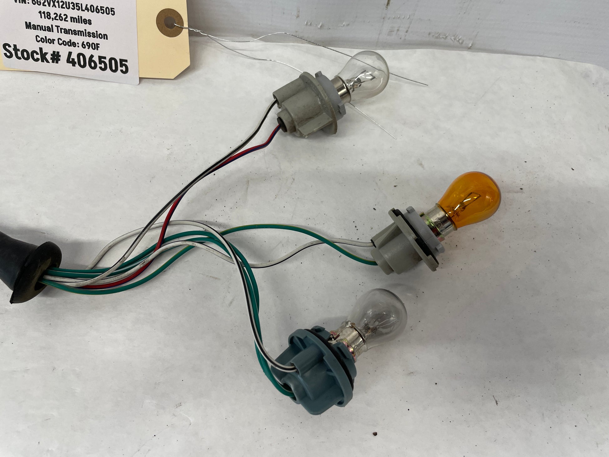 2005 Pontiac GTO LH Driver Tail Light Taillight Wire Wiring Harness OEM - Day's Parts Yard