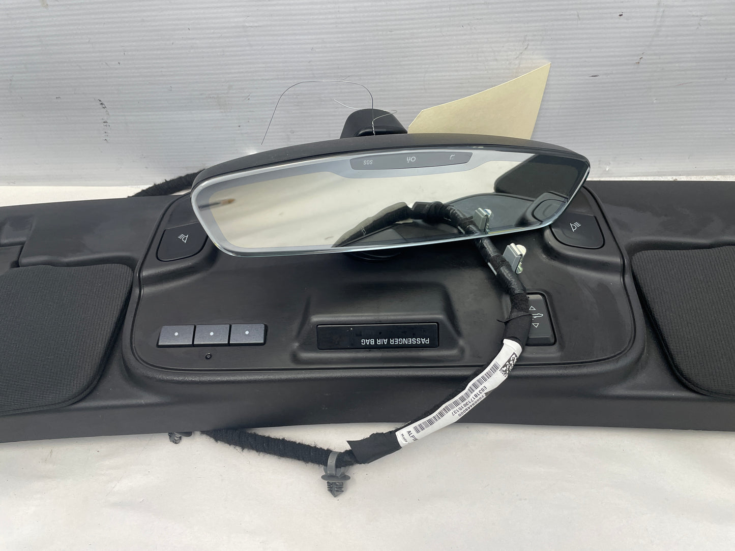 2018 Chevy Camaro ZL1 Conver Windshield Panel, Sun Visors & Rearview Mirror OEM - Day's Parts Yard