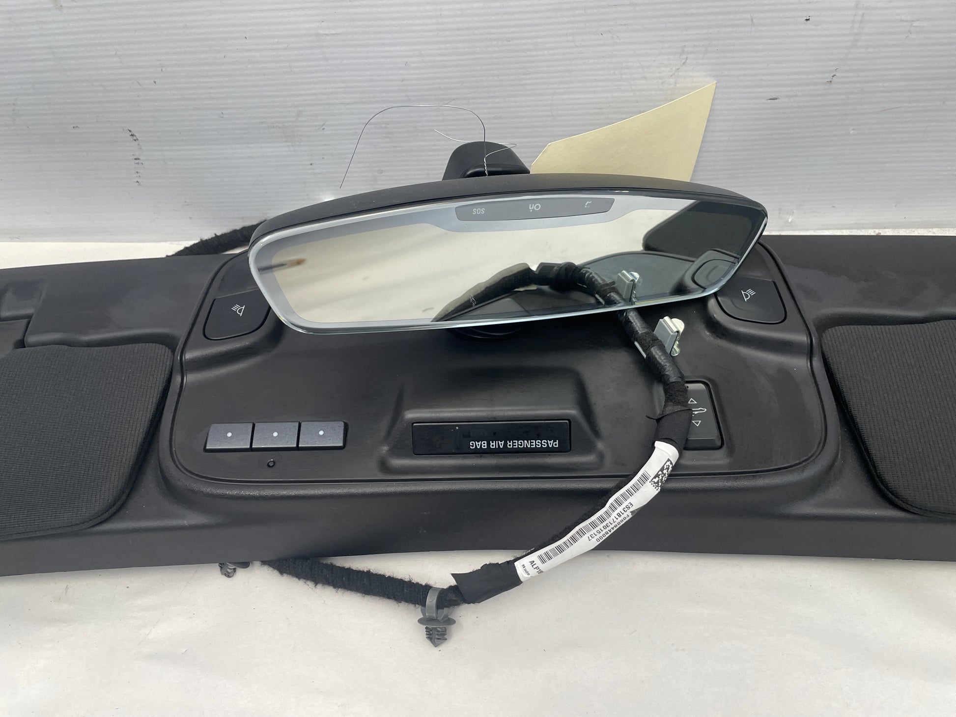 2018 Chevy Camaro ZL1 Conver Windshield Panel, Sun Visors & Rearview Mirror OEM - Day's Parts Yard