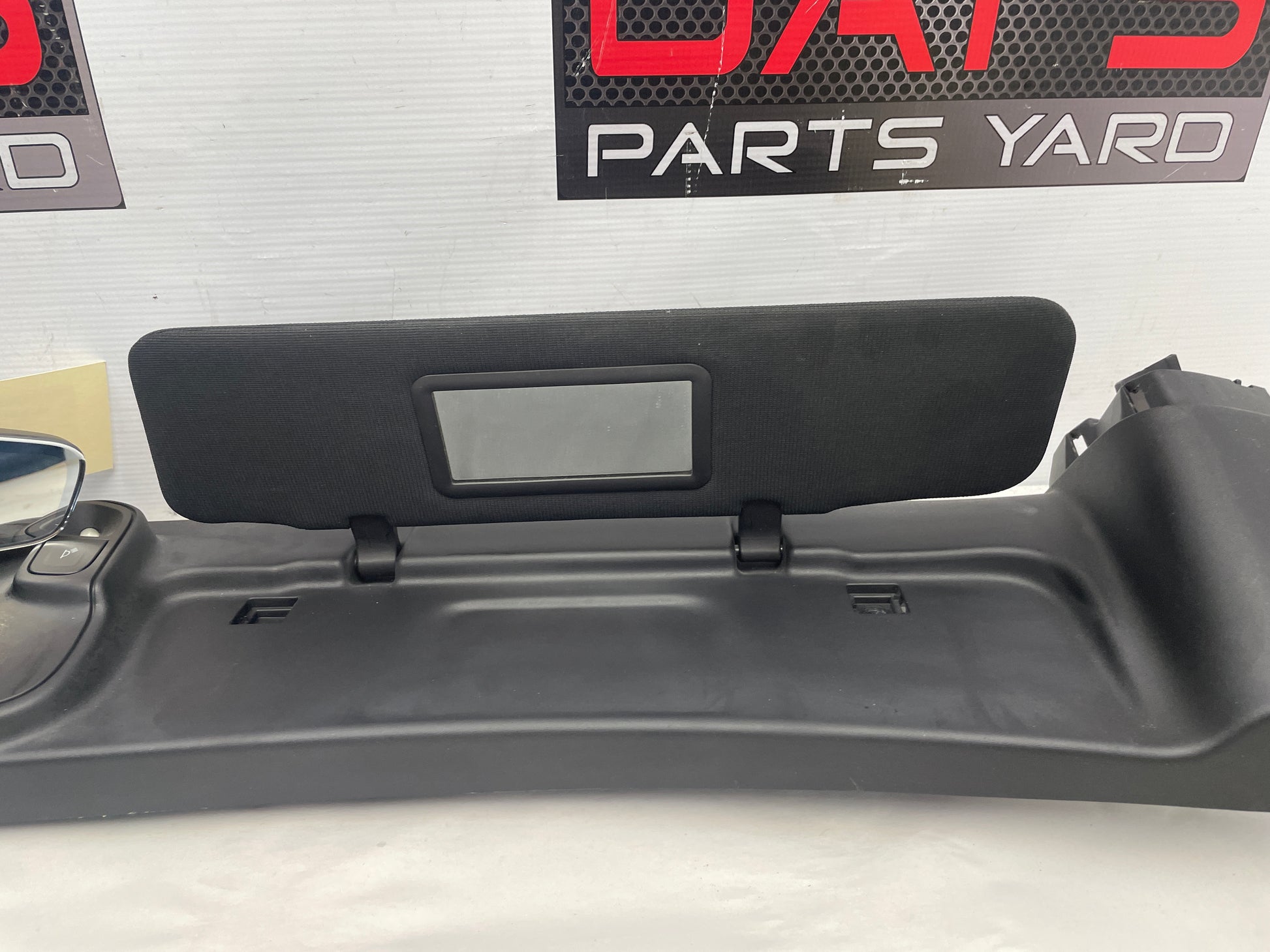 2018 Chevy Camaro ZL1 Conver Windshield Panel, Sun Visors & Rearview Mirror OEM - Day's Parts Yard