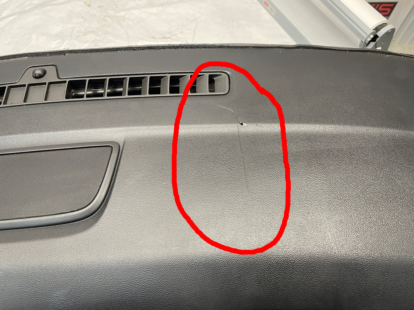 2010 Chevy Camaro SS Complete Dash and Center Console OEM - Day's Parts Yard