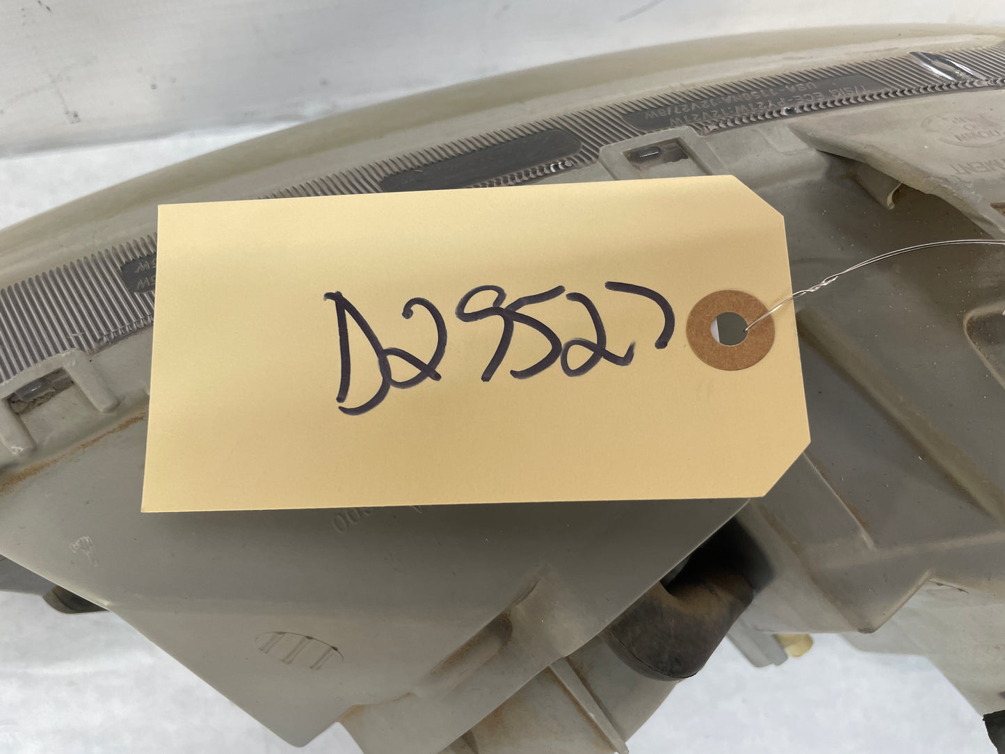 2005 Pontiac GTO RH Passenger Headlight Head Light Lamp OEM