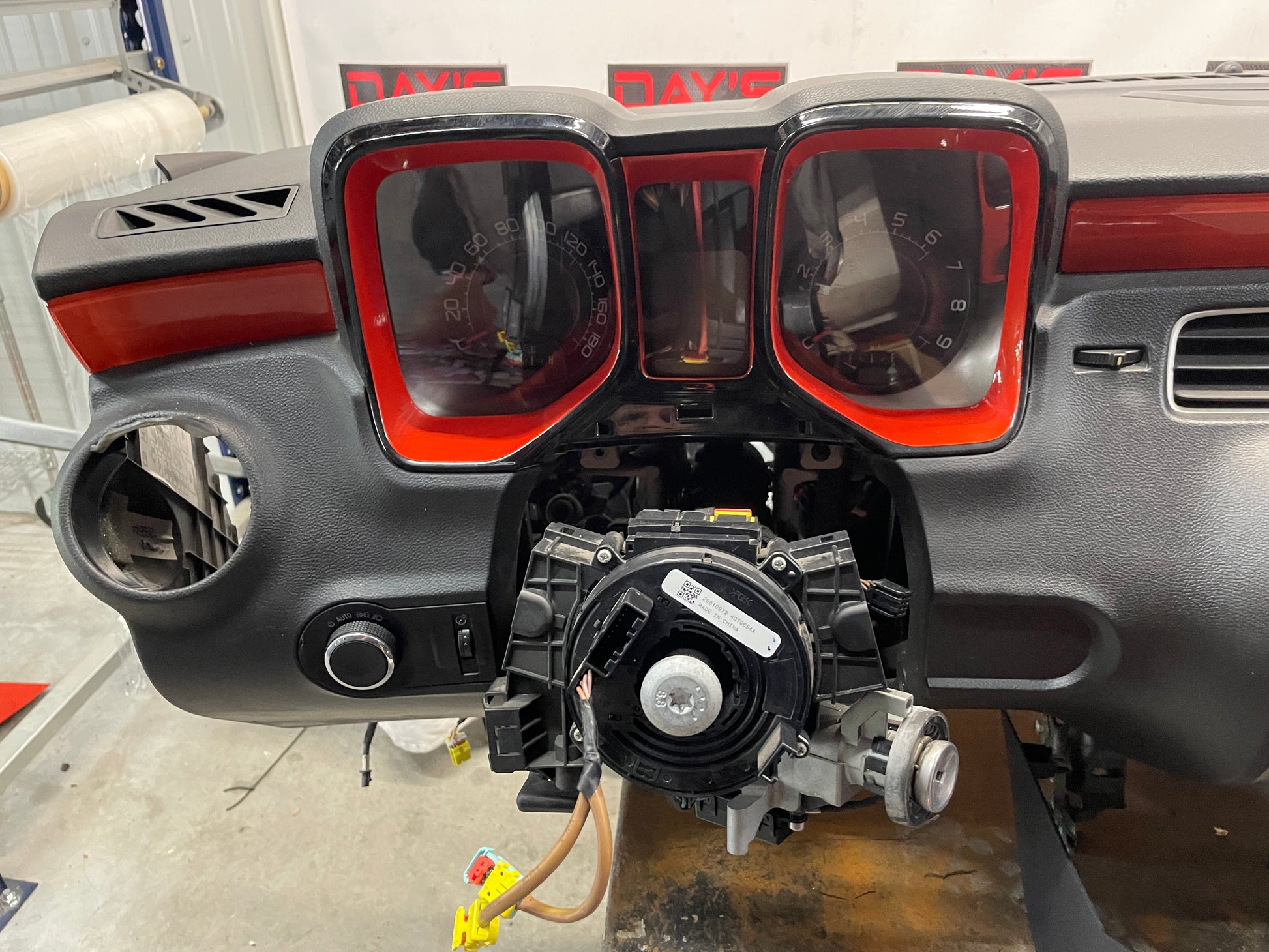2010 Chevy Camaro SS Complete Dash and Center Console OEM - Day's Parts Yard