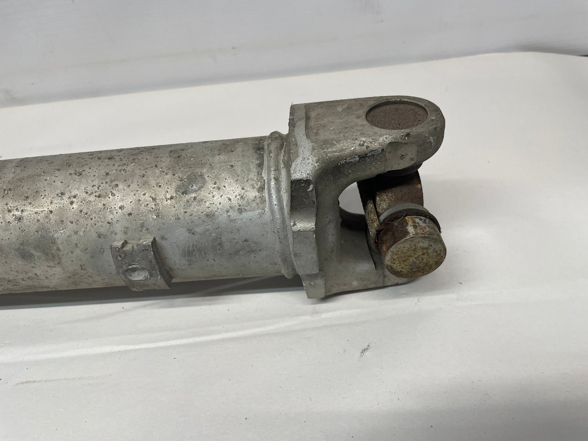 1998 Pontiac Firebird Formula Trans Am Aluminum Driveshaft OEM - Day's Parts Yard