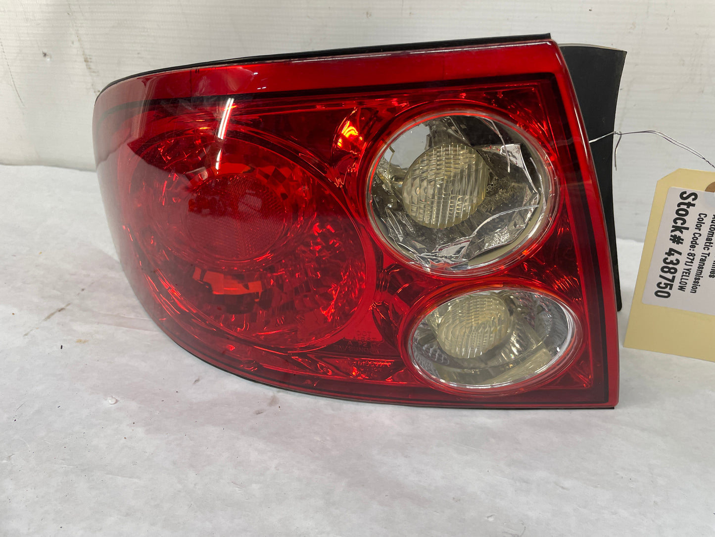 2005 Pontiac GTO LH Driver Tail Light Taillight Lamp OEM