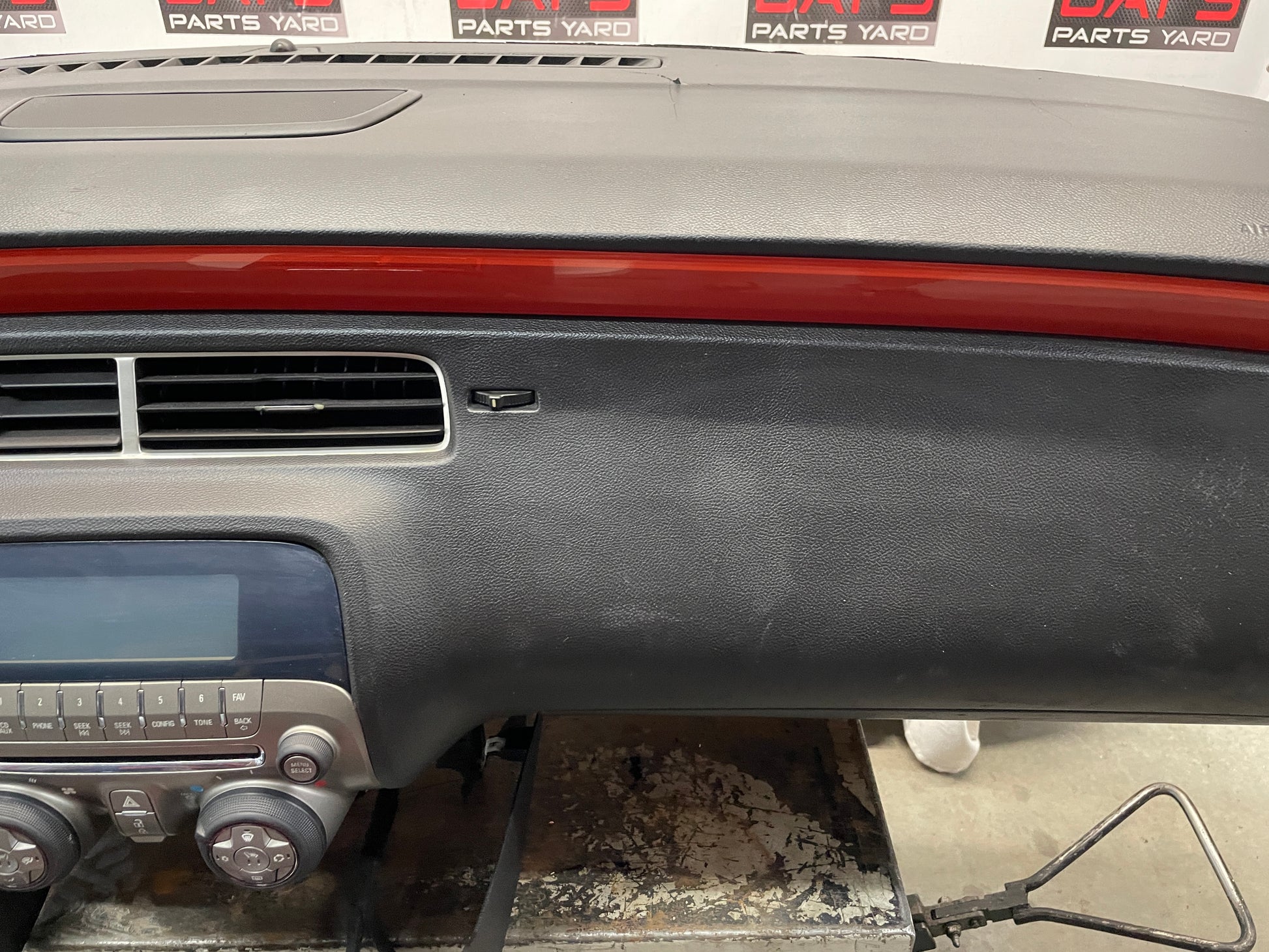 2010 Chevy Camaro SS Complete Dash and Center Console OEM - Day's Parts Yard