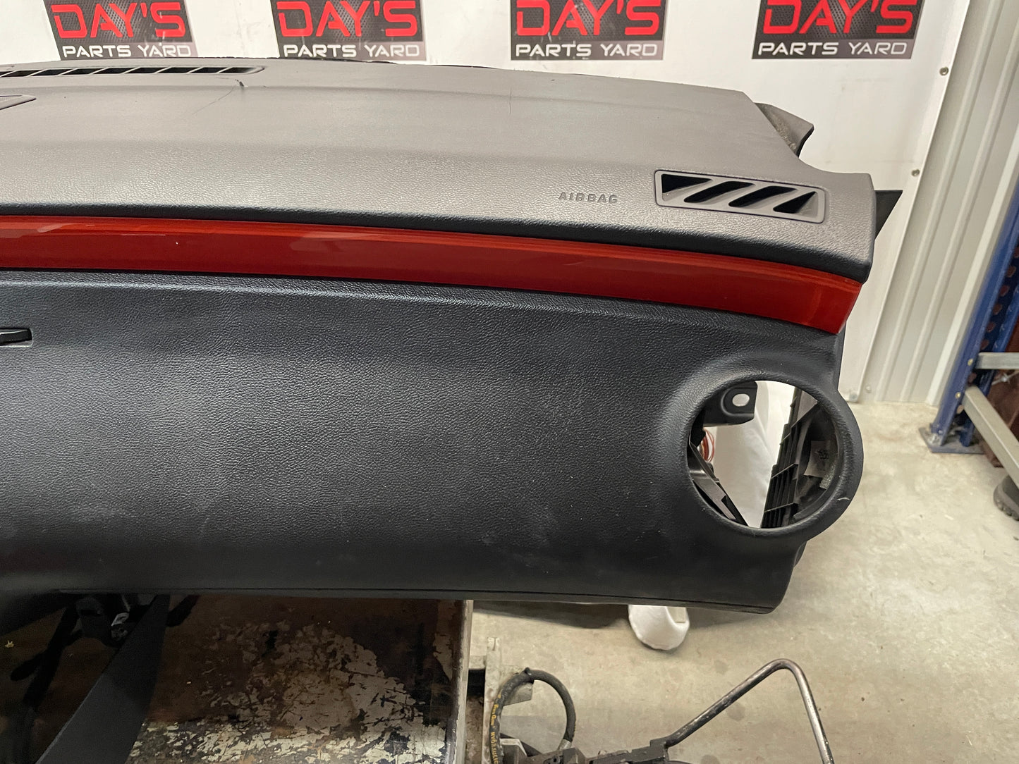 2010 Chevy Camaro SS Complete Dash and Center Console OEM - Day's Parts Yard