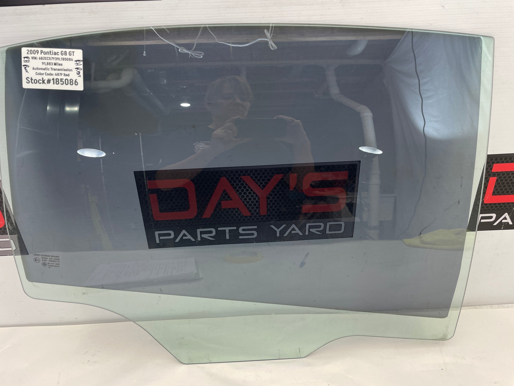 2009 Pontiac G8 GT Rear RH Passenger Door Window Glass OEM - Day's Parts Yard