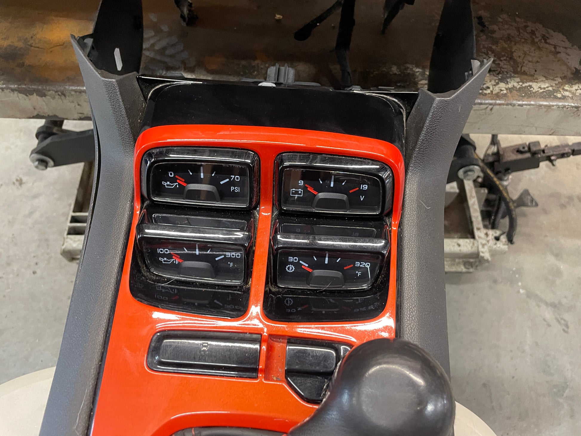 2010 Chevy Camaro SS Complete Dash and Center Console OEM - Day's Parts Yard