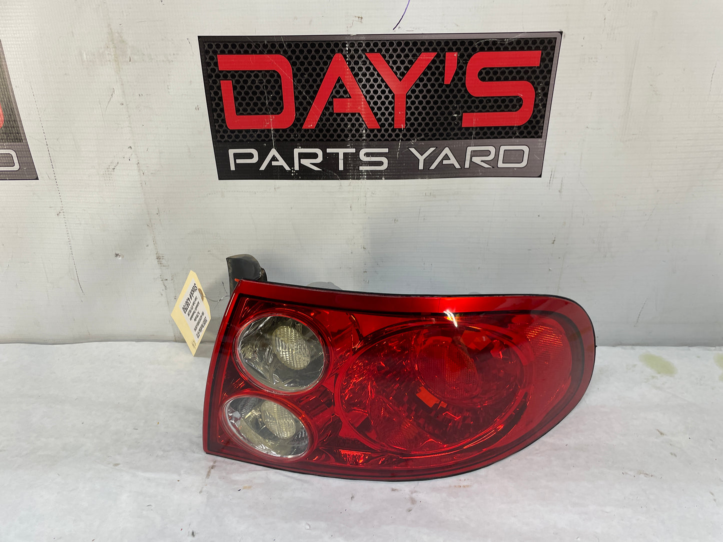 2005 Pontiac GTO RH Passenger Tail Light Taillight Lamp OEM