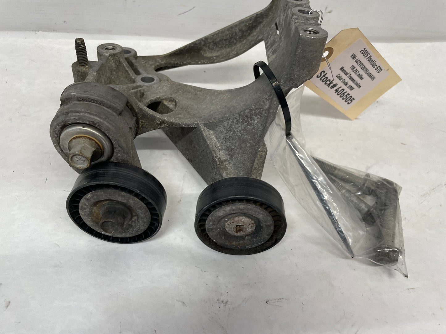 2005 Pontiac GTO AC A/C Air Conditioner Compressor Bracket Mount OEM - Day's Parts Yard