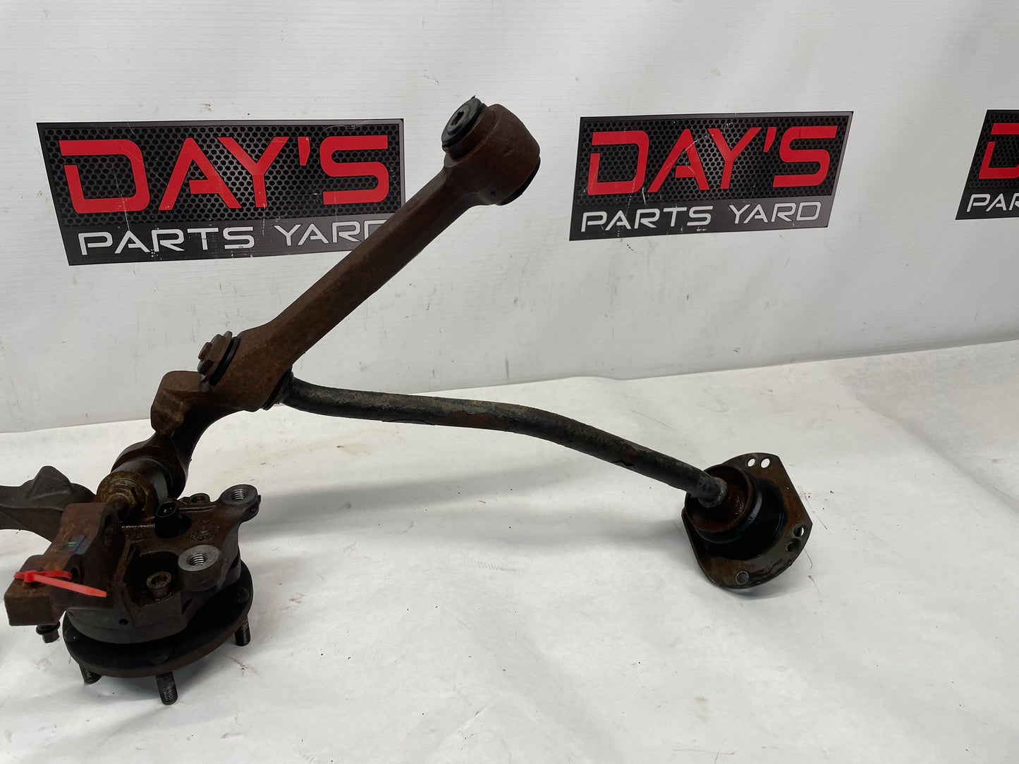 2005 Pontiac GTO RH Passenger Front Spindle Knuckle Hub Control Arm Radius Rod OEM