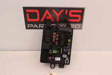 2016 Chevy SS Sedan Rear Fuse Box Relay Panel OEM - Day's Parts Yard