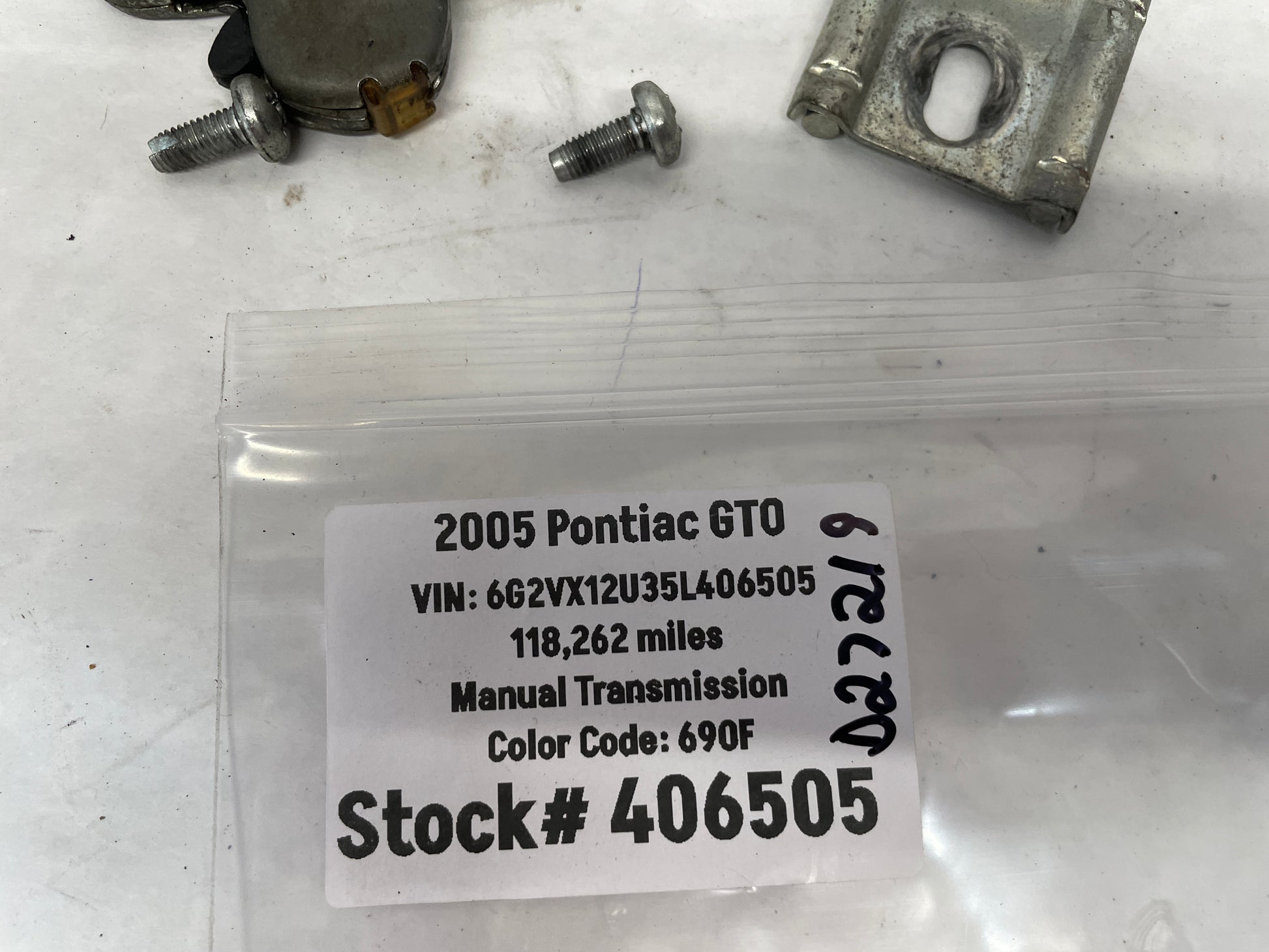 2005 Pontiac GTO Rear Trunk Deck Lid Latch & Striker OEM - Day's Parts Yard