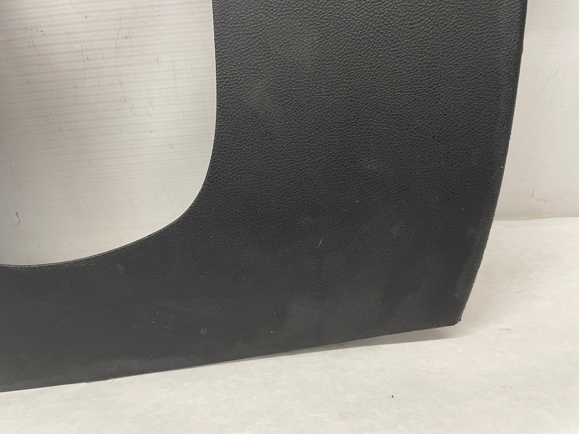 2009 Pontiac G8 Base LH Driver Lower Dash Knee Bolster Column Cover Trim Panel OEM - Day's Parts Yard