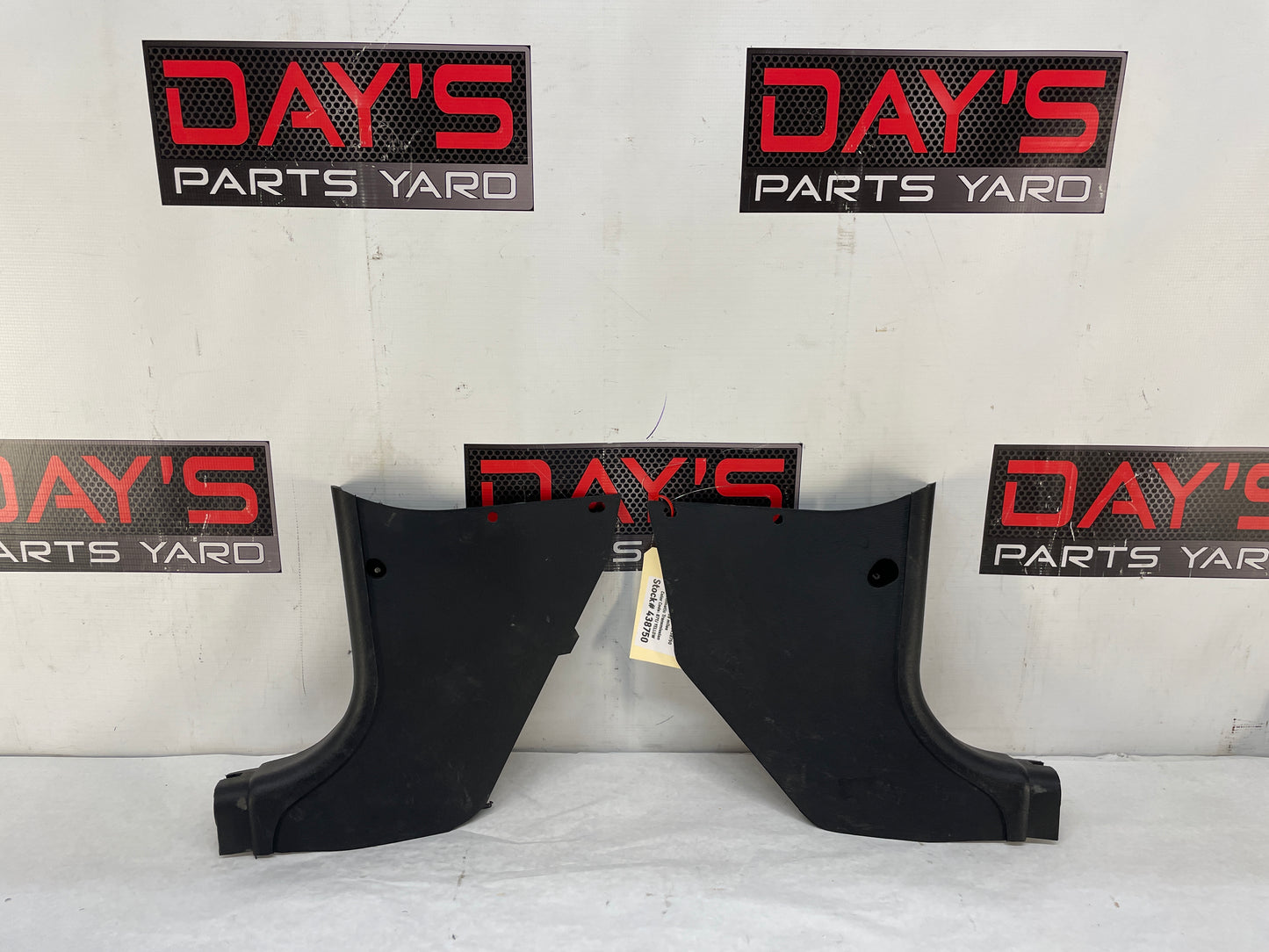 2005 Pontiac GTO RH & LH Interior Kick Panel Trim Molding OEM