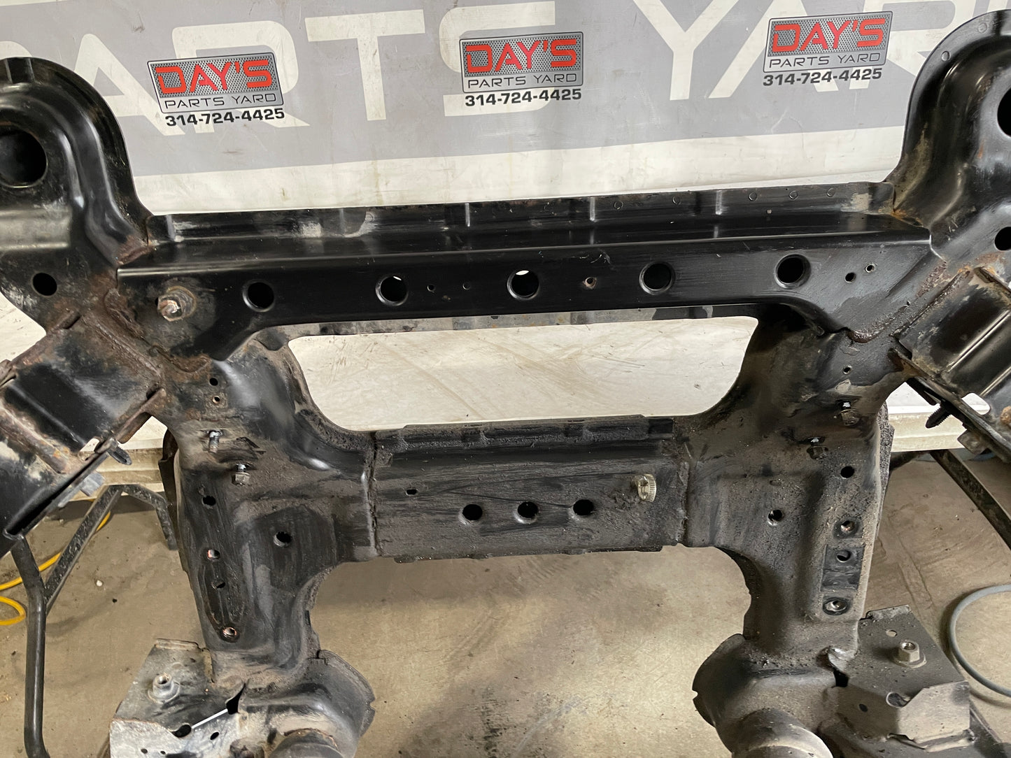 2008 Pontiac G8 GT Front Cradle Cross K Member Sub Frame OEM