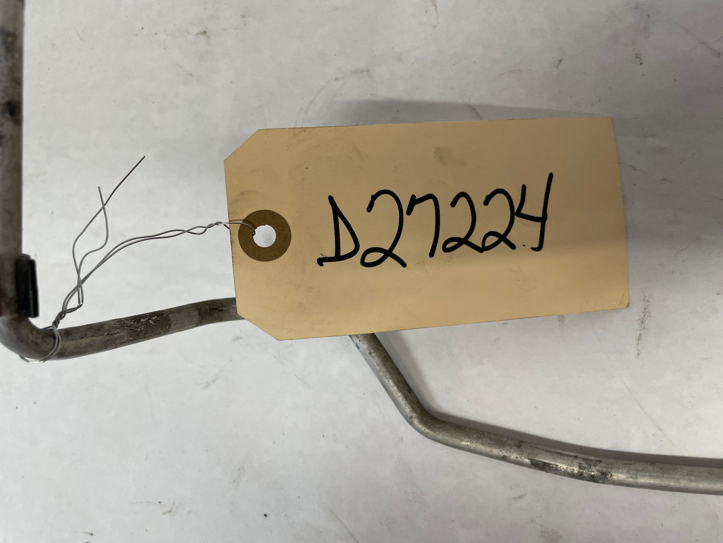 2005 Pontiac GTO AC A/C Air Conditioner Evaporator Line Hose Tube OEM - Day's Parts Yard