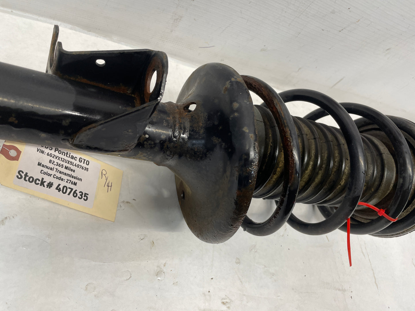 2005 Pontiac GTO RH Passenger Front Strut Assembly OEM