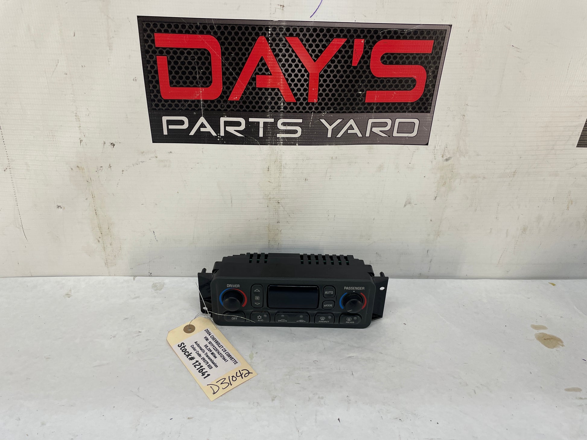 2004 Chevy C5 Corvette Dual Zone Temperature HVAC Dash Climate Control Unit Switch Panel OEM - Day's Parts Yard