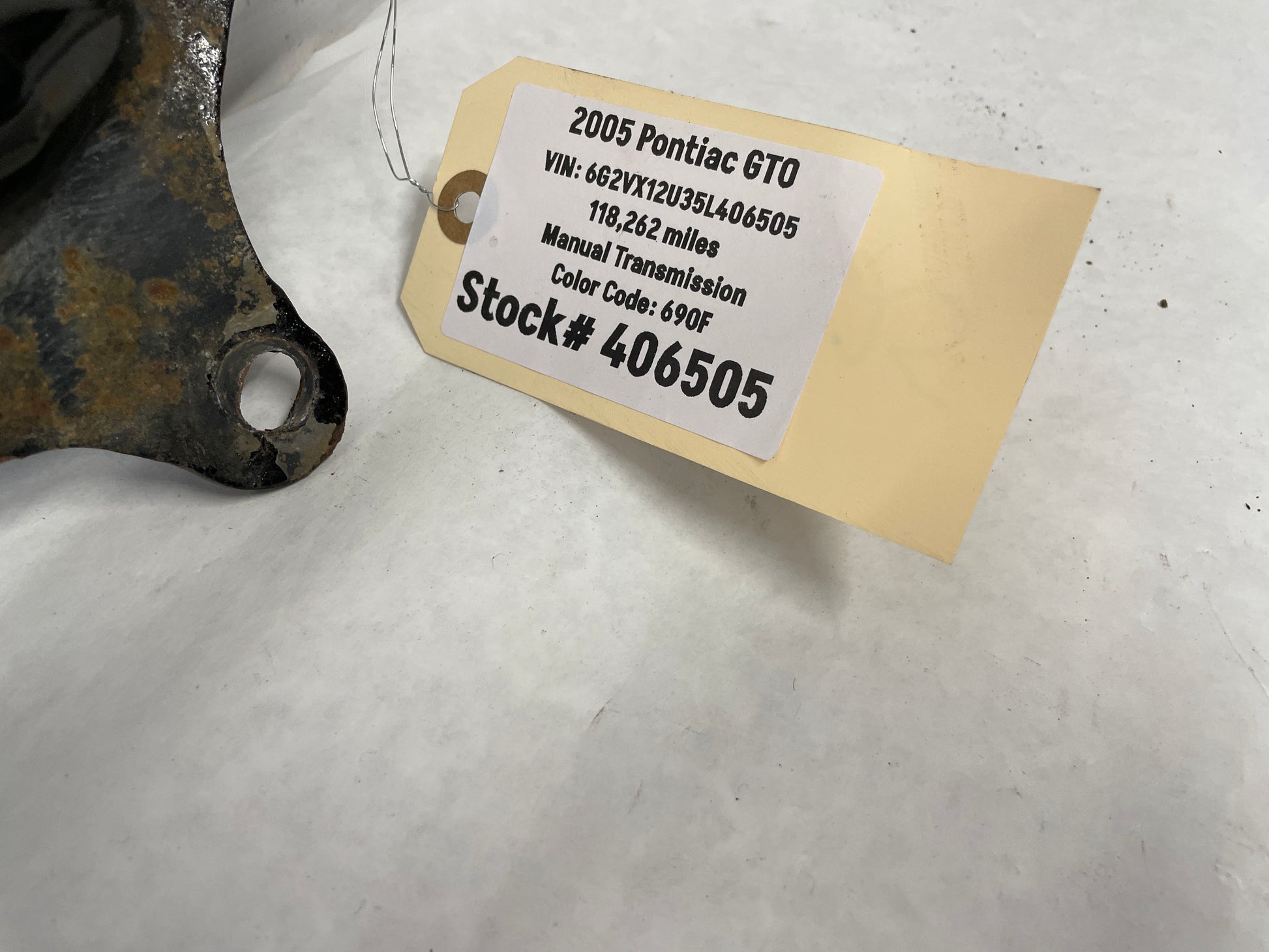 2005 Pontiac GTO Suspension Strut Tower Brace OEM - Day's Parts Yard