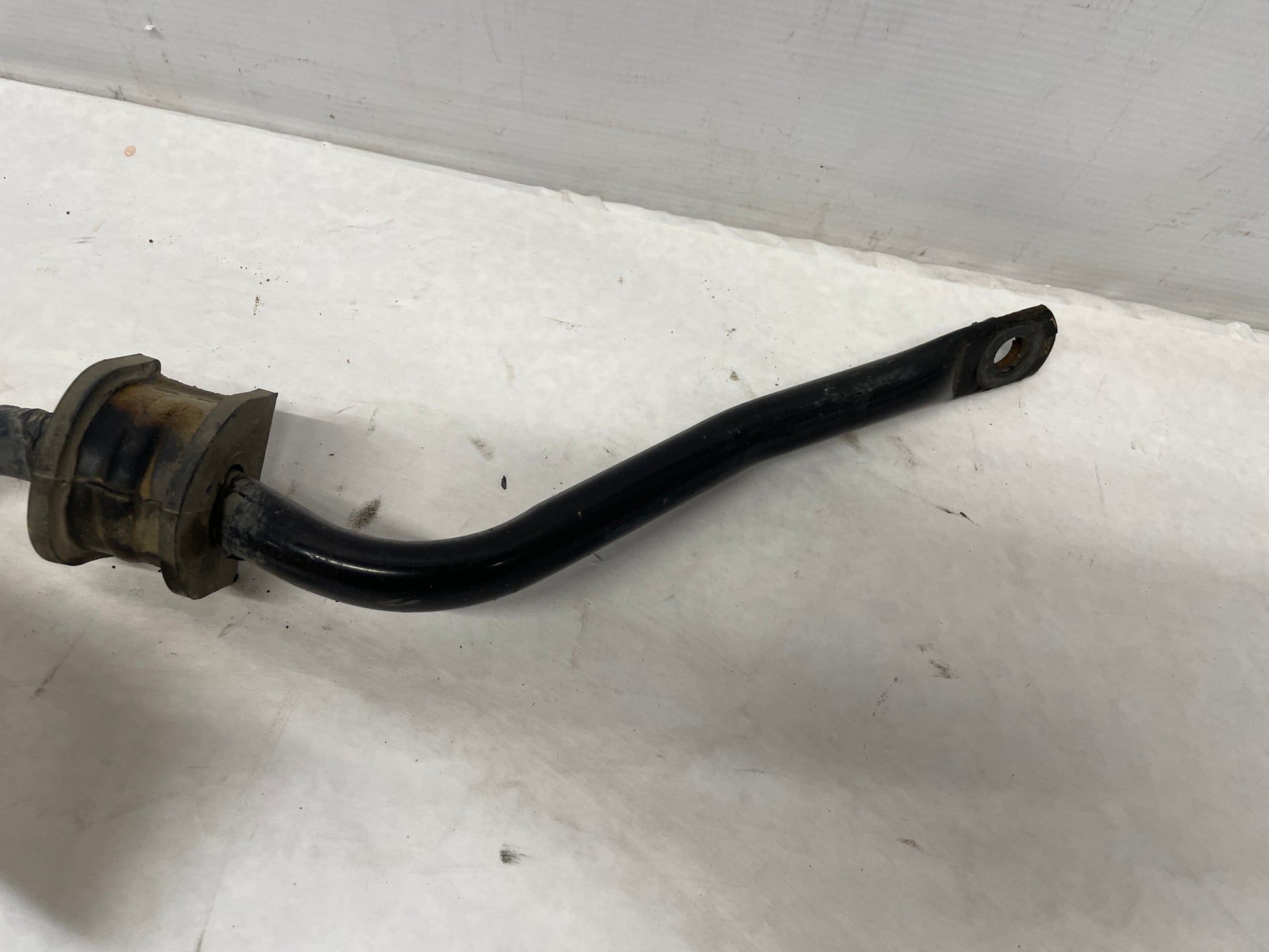 2001 Chevy C5 Corvette Rear Suspension Stabilizer Sway Bar Shaft OEM - Day's Parts Yard
