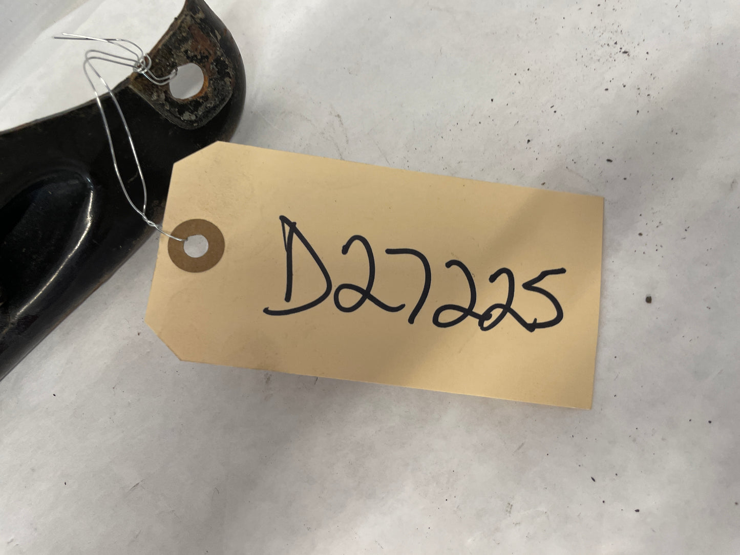 2005 Pontiac GTO Suspension Strut Tower Brace OEM - Day's Parts Yard