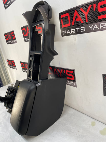 2005 Pontiac GTO Center Console OEM - Day's Parts Yard