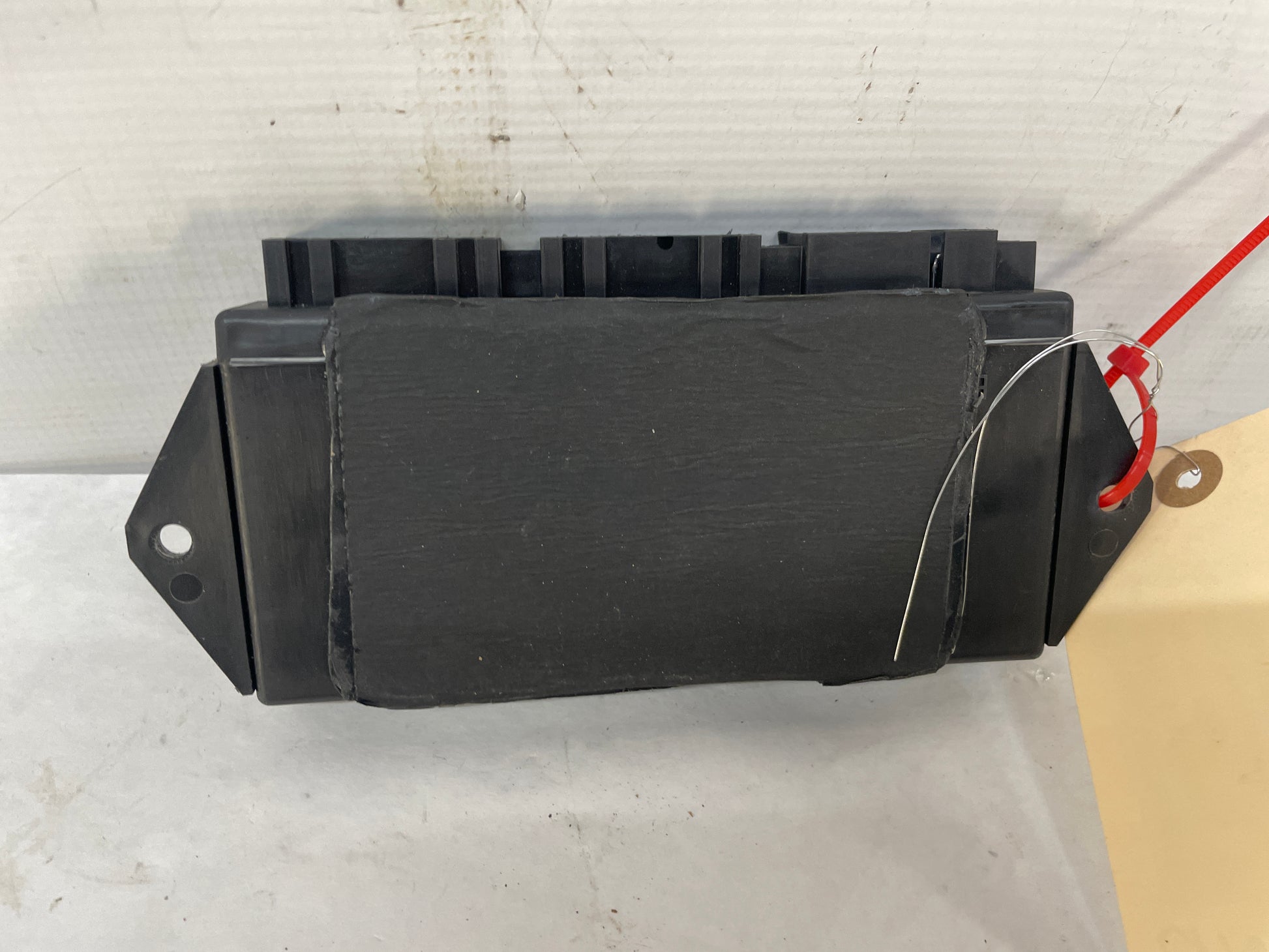 2004 Chevy C5 Corvette RH Passenger Theft Locking Control Module Unit OEM - Day's Parts Yard