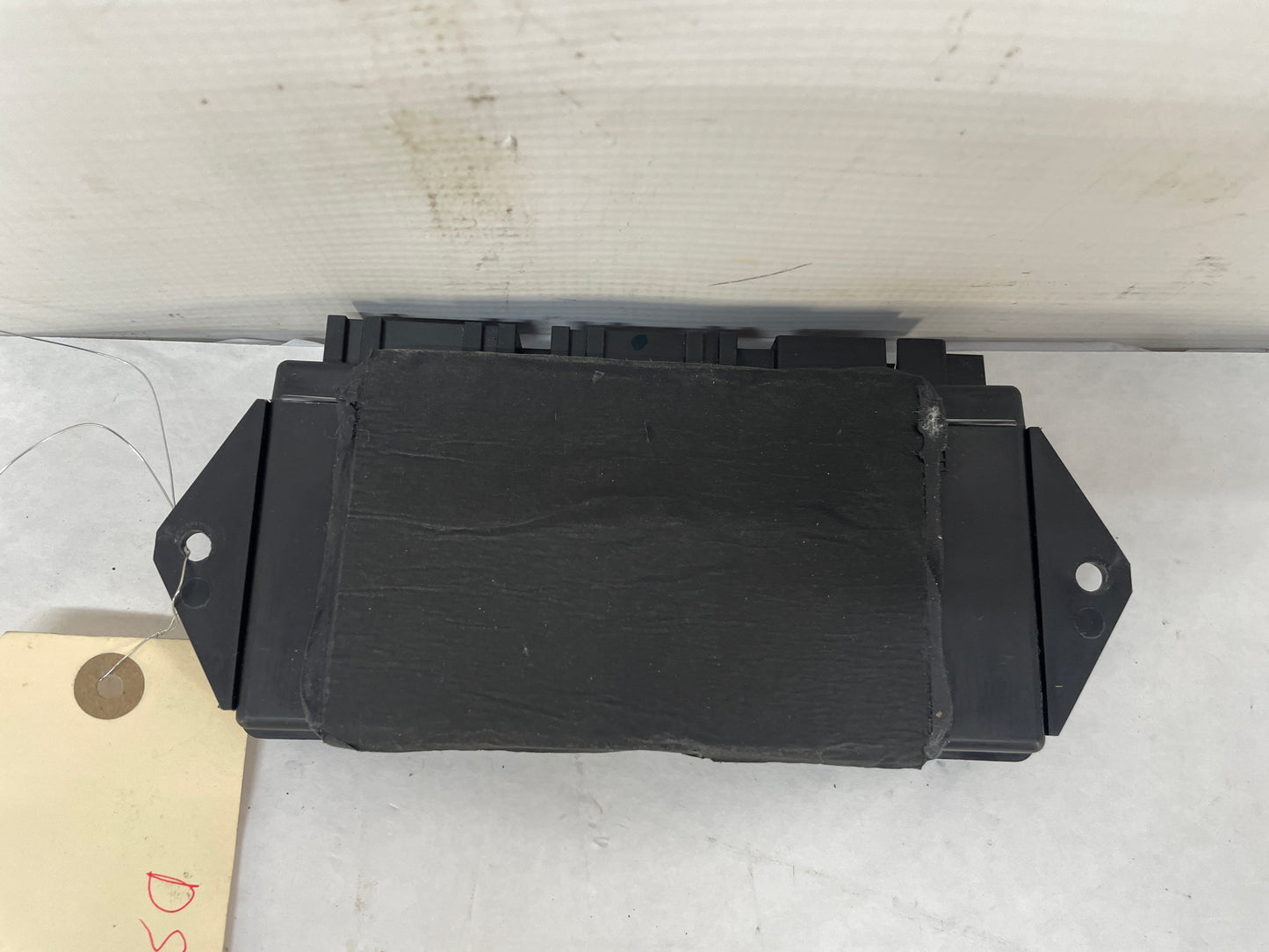 2004 Chevy C5 Corvette LH Driver Theft Locking Control Module Unit OEM - Day's Parts Yard