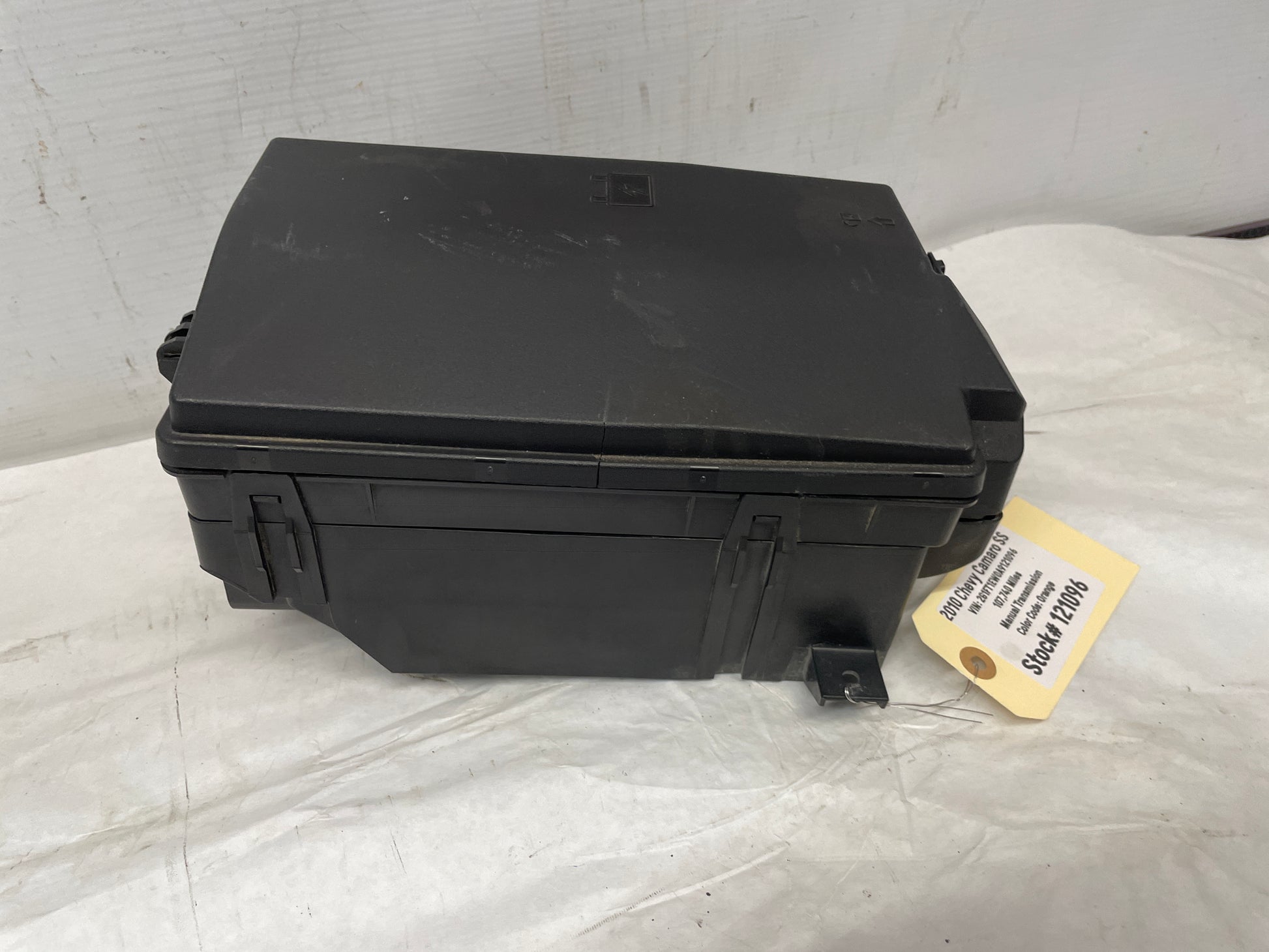 2010 Chevy Camaro SS Engine Bay Fuse Junction Relay Box Block OEM - Day's Parts Yard