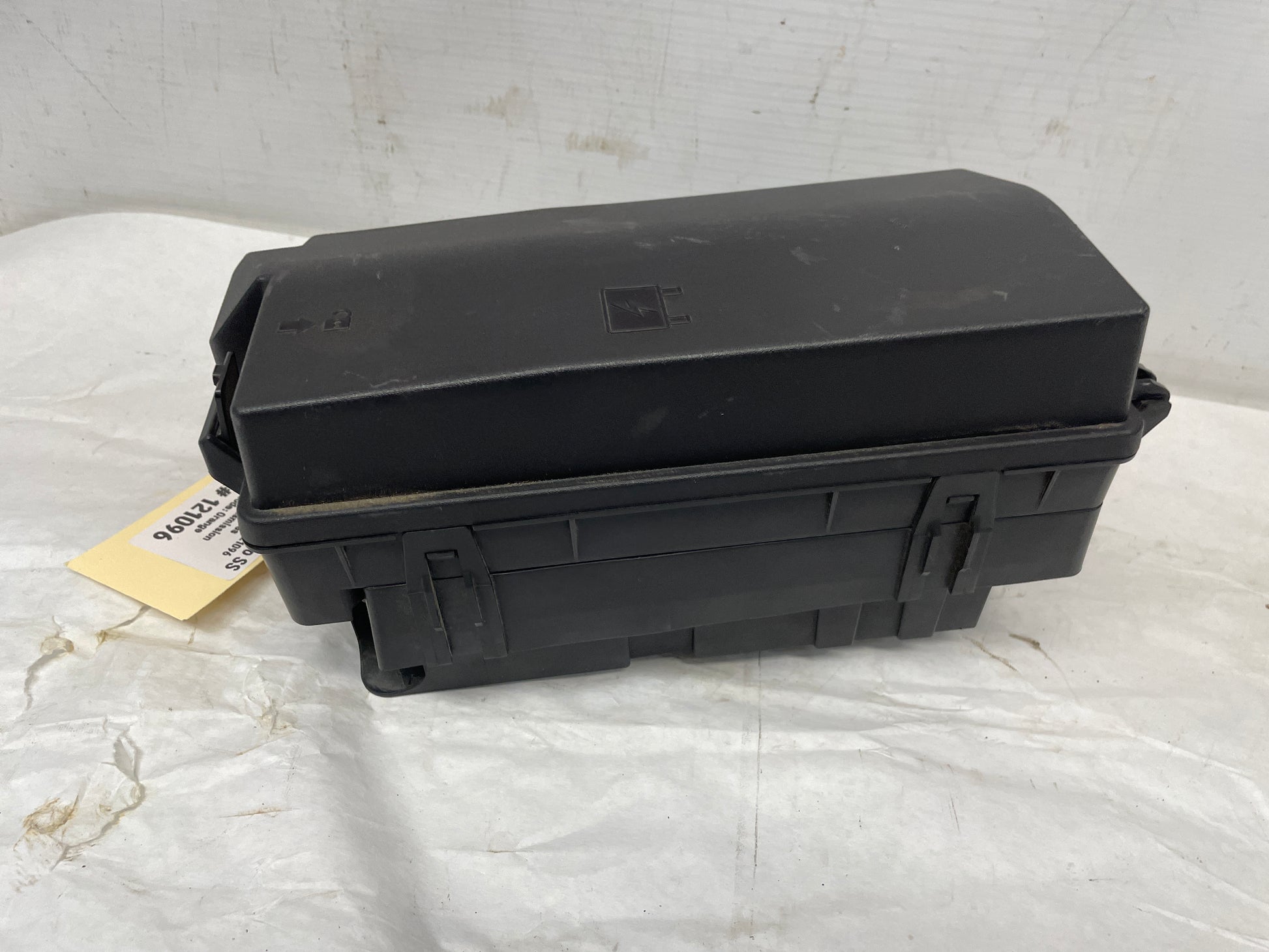 2010 Chevy Camaro SS Engine Bay Fuse Junction Relay Box Block OEM - Day's Parts Yard