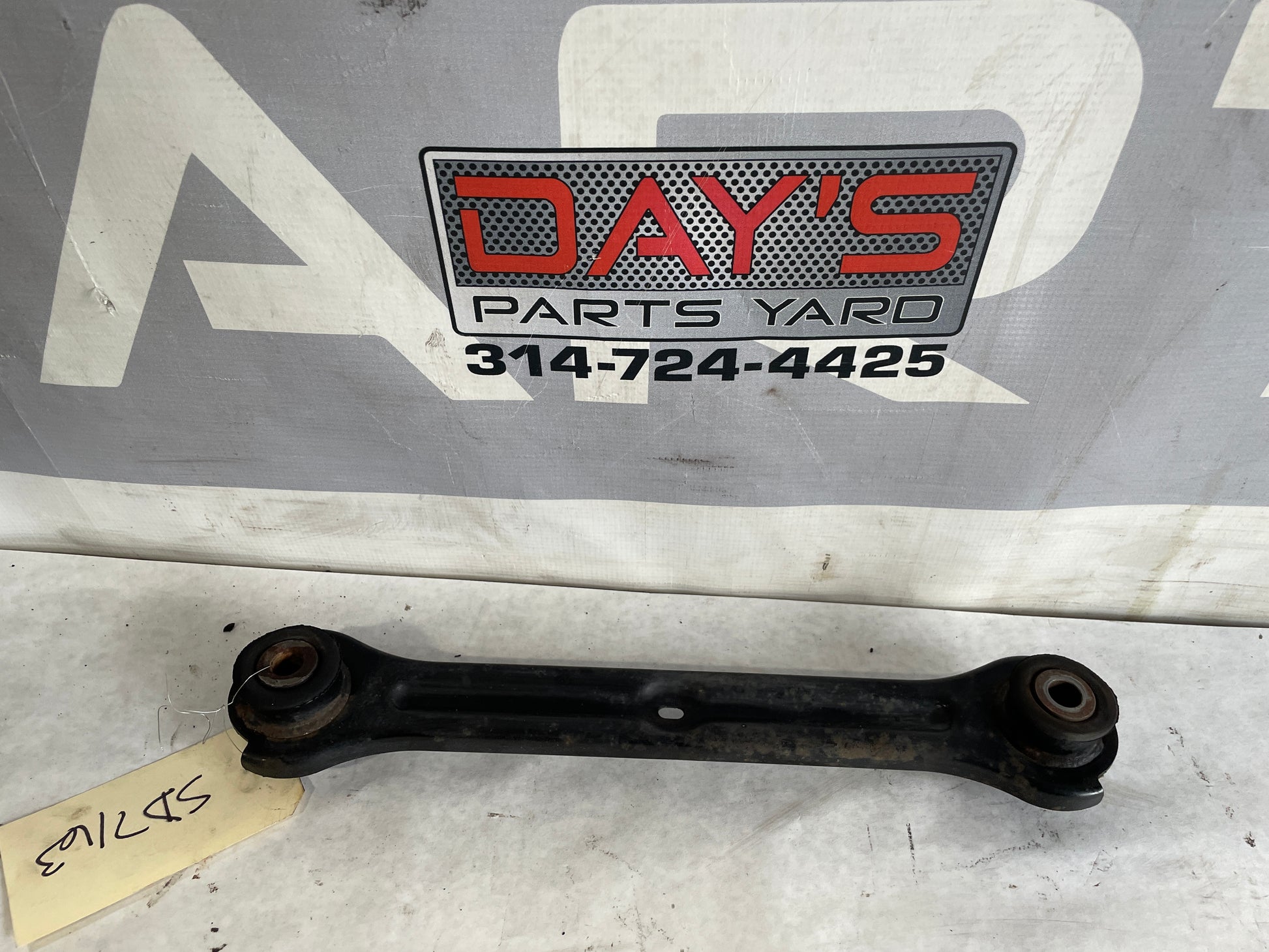 2008 Pontiac G8 GT Rear LH Driver Control Arm OEM - Day's Parts Yard