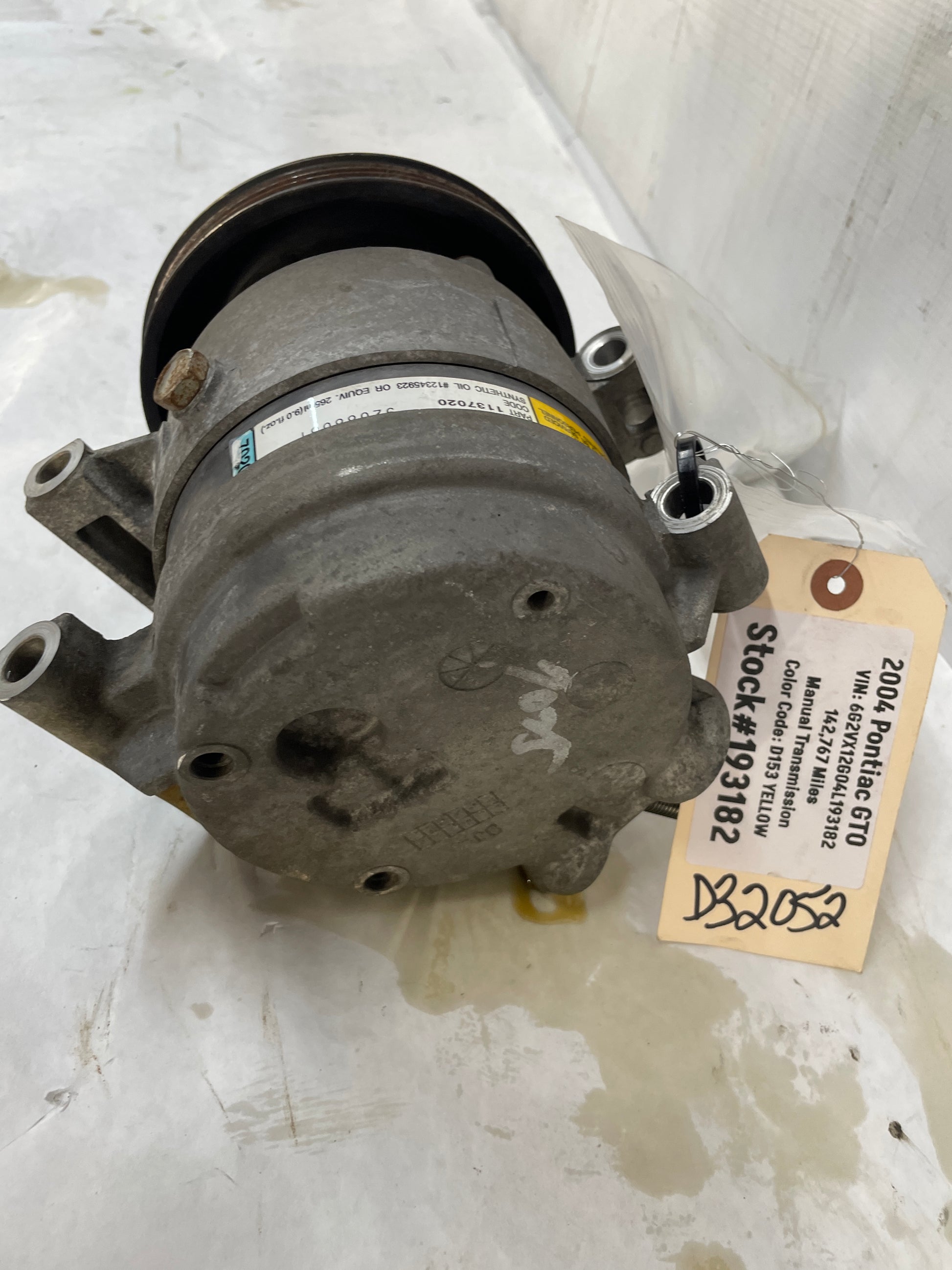 2004 Pontiac GTO AC Air Conditioner Compressor w/ Hardware OEM - Day's Parts Yard