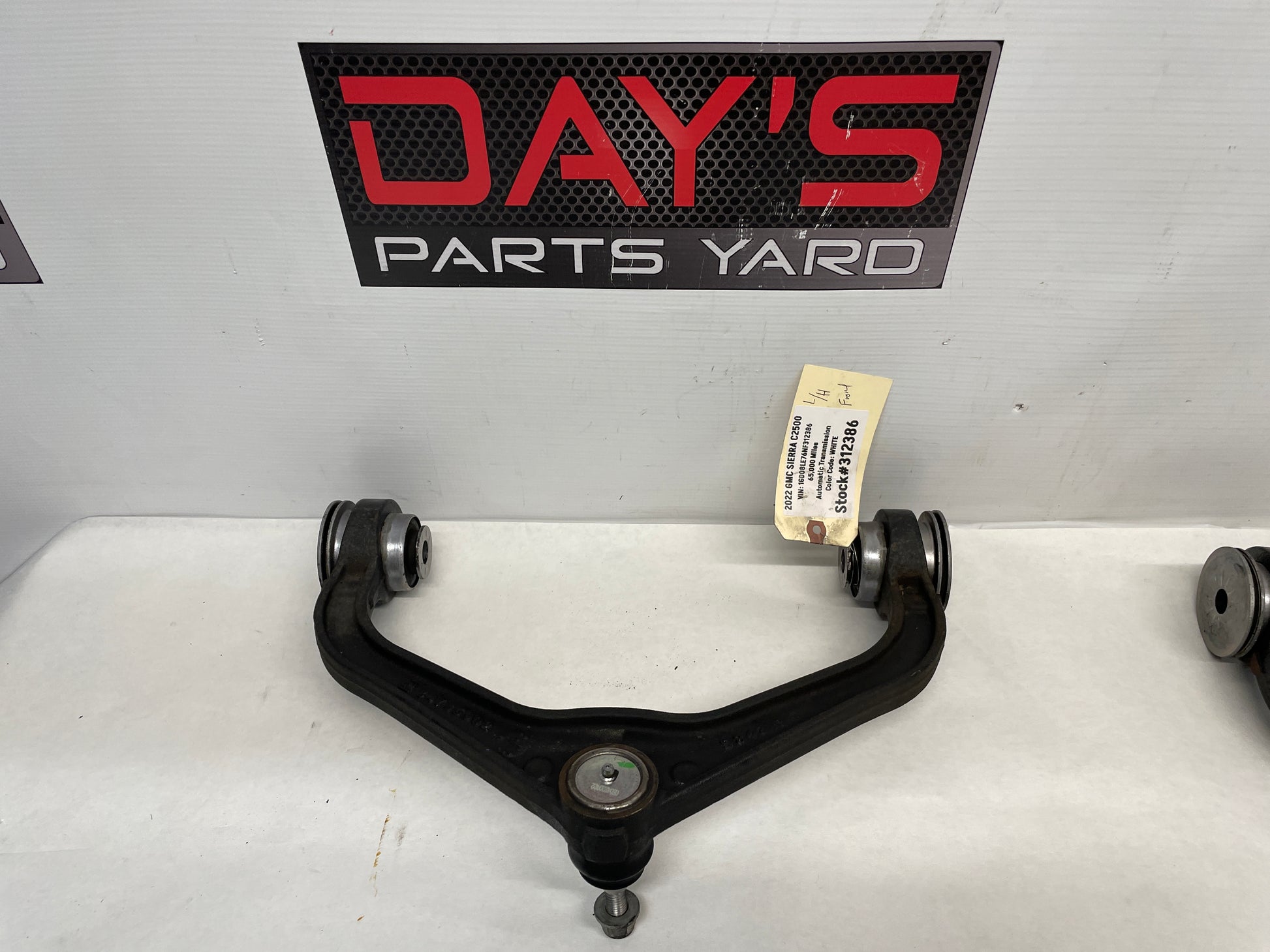 2022 GMC Sierra C2500 LH Driver Front Upper Control Arm OEM - Day's Parts Yard