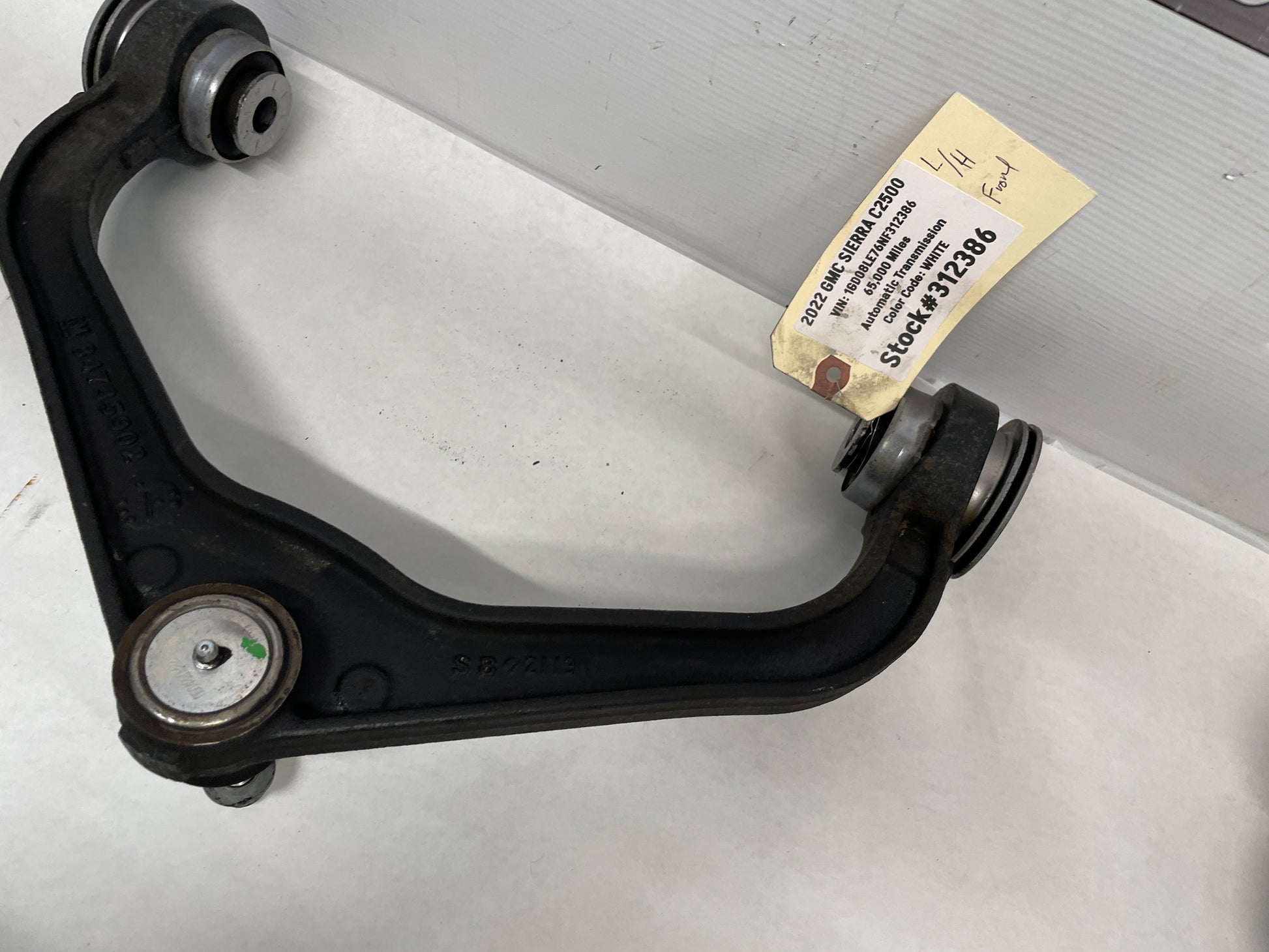 2022 GMC Sierra C2500 LH Driver Front Upper Control Arm OEM - Day's Parts Yard