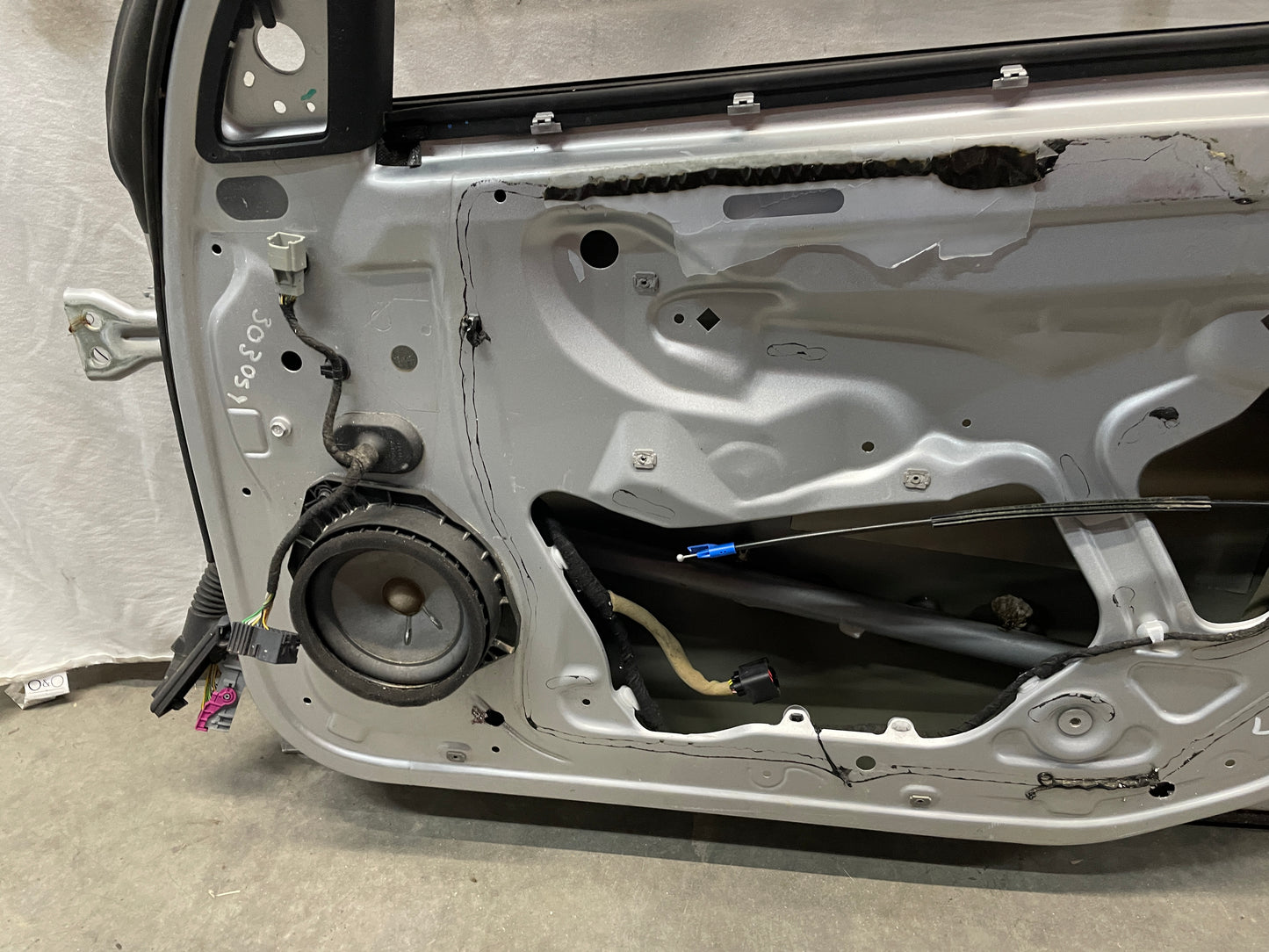 2017 Chevy SS Sedan Front RH Passenger Exterior Door OEM - Day's Parts Yard