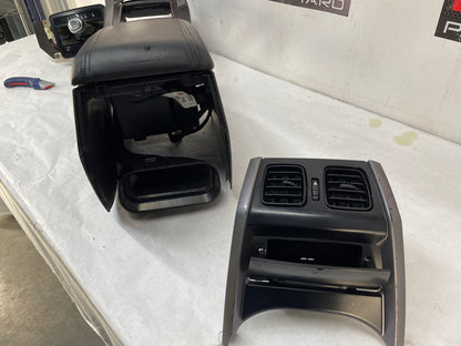 2005 Pontiac GTO Center Console OEM - Day's Parts Yard