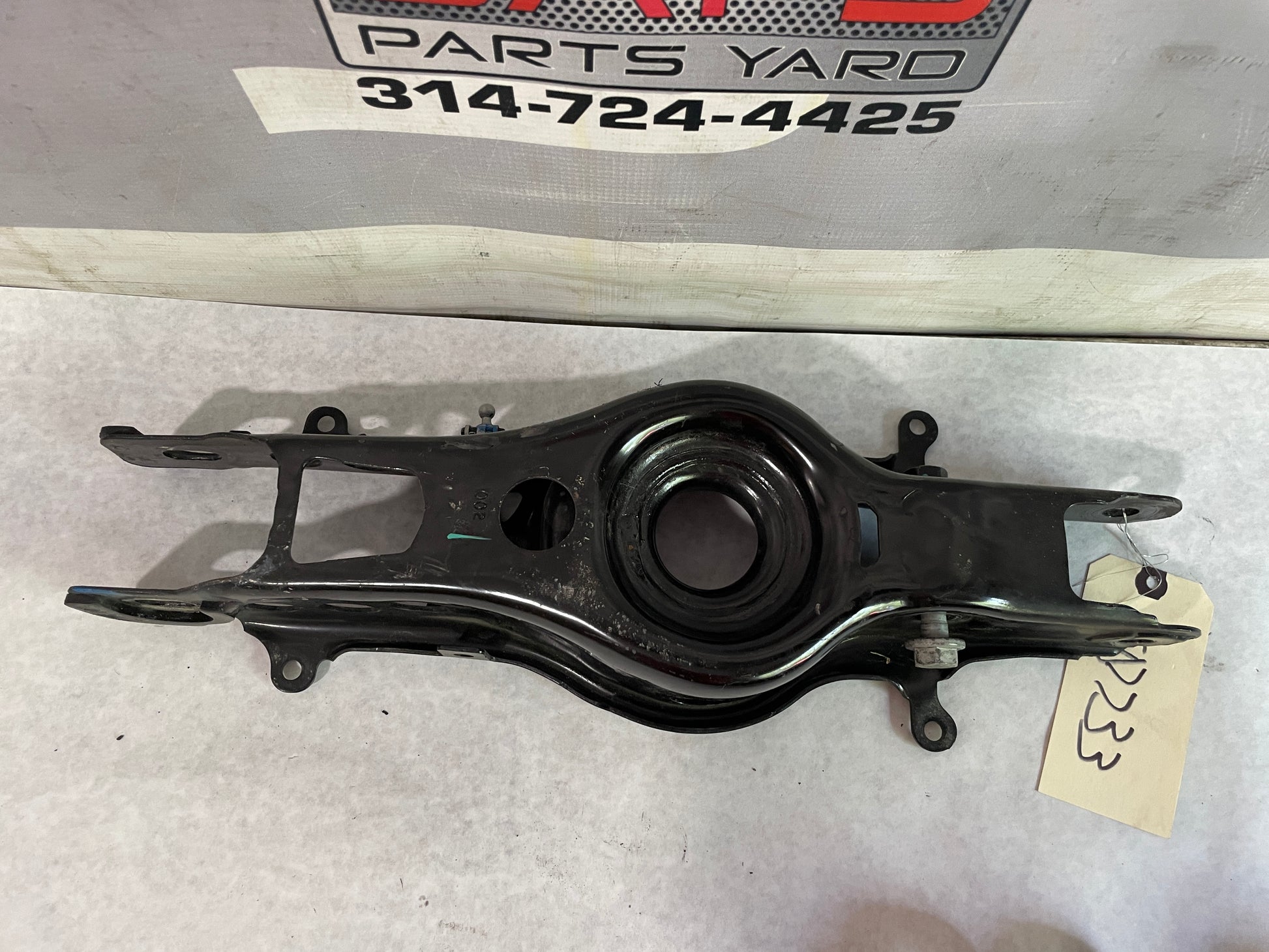 2018 Chevy Camaro ZL1 1LE Rear LH Driver Suspension Lower Control Arm OEM - Day's Parts Yard