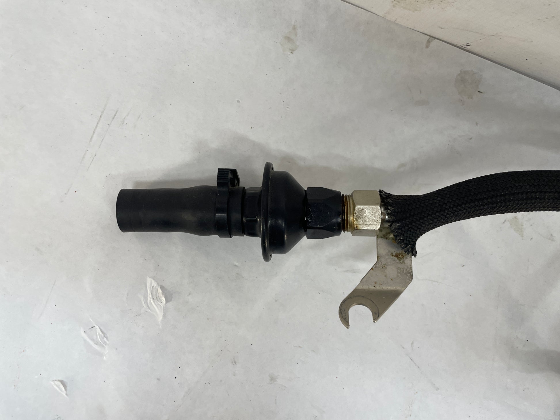 2004 Chevy C5 Corvette Air Pump Lines OEM - Day's Parts Yard