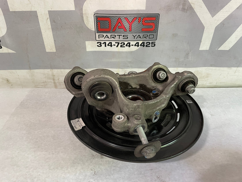【送料無料（一部地域を除く）】 Chevy 2018 Camaro Knuckle Spindle Passenger RH Rear 1LE ZL1 カードファイト!! ヴァンガード