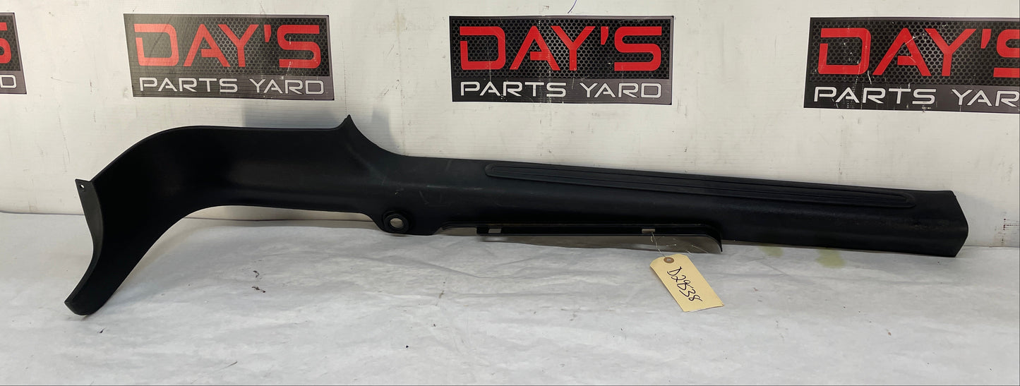 2005 Pontiac GTO LH Driver Interior Sill Carpet Retainer Trim Cover Panel OEM