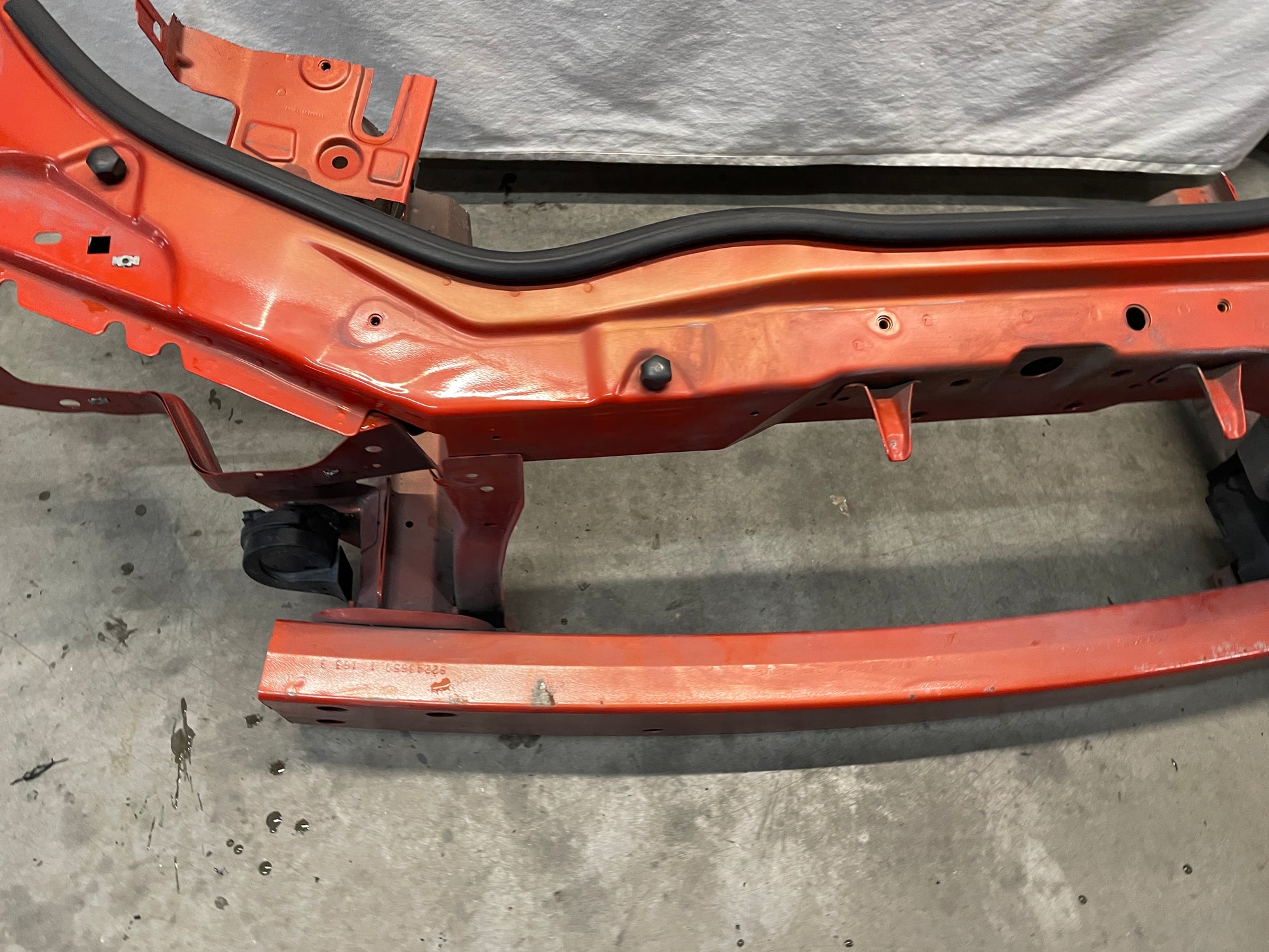 2010 Chevy Camaro SS Front Radiator Impact Bar Core Support Bracket OEM - Day's Parts Yard