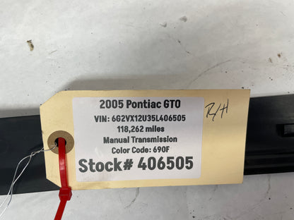 2005 Pontiac GTO RH Passenger Exterior B Pillar Window Trim Cover Applique Molding OEM - Day's Parts Yard