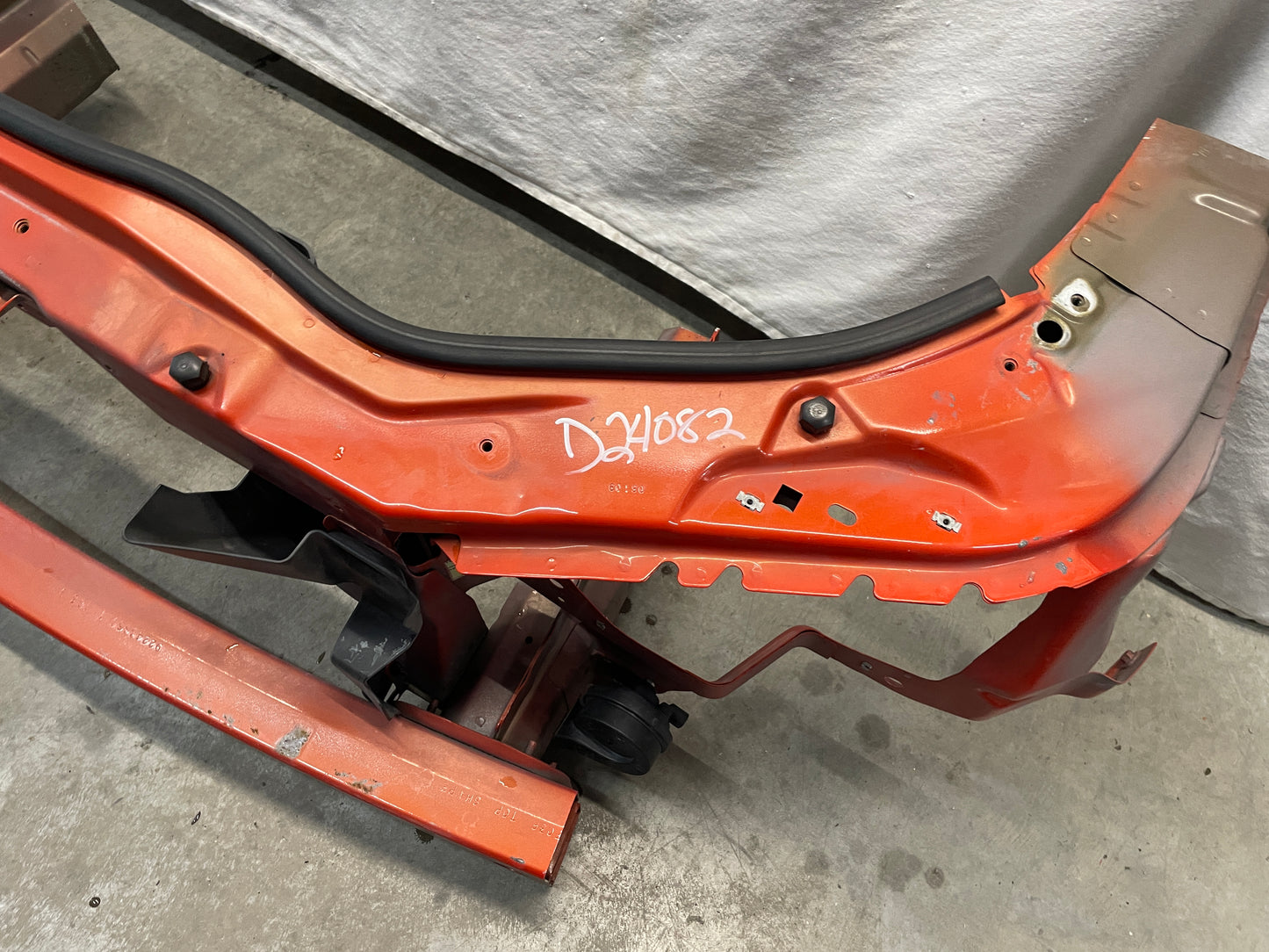 2010 Chevy Camaro SS Front Radiator Impact Bar Core Support Bracket OEM - Day's Parts Yard