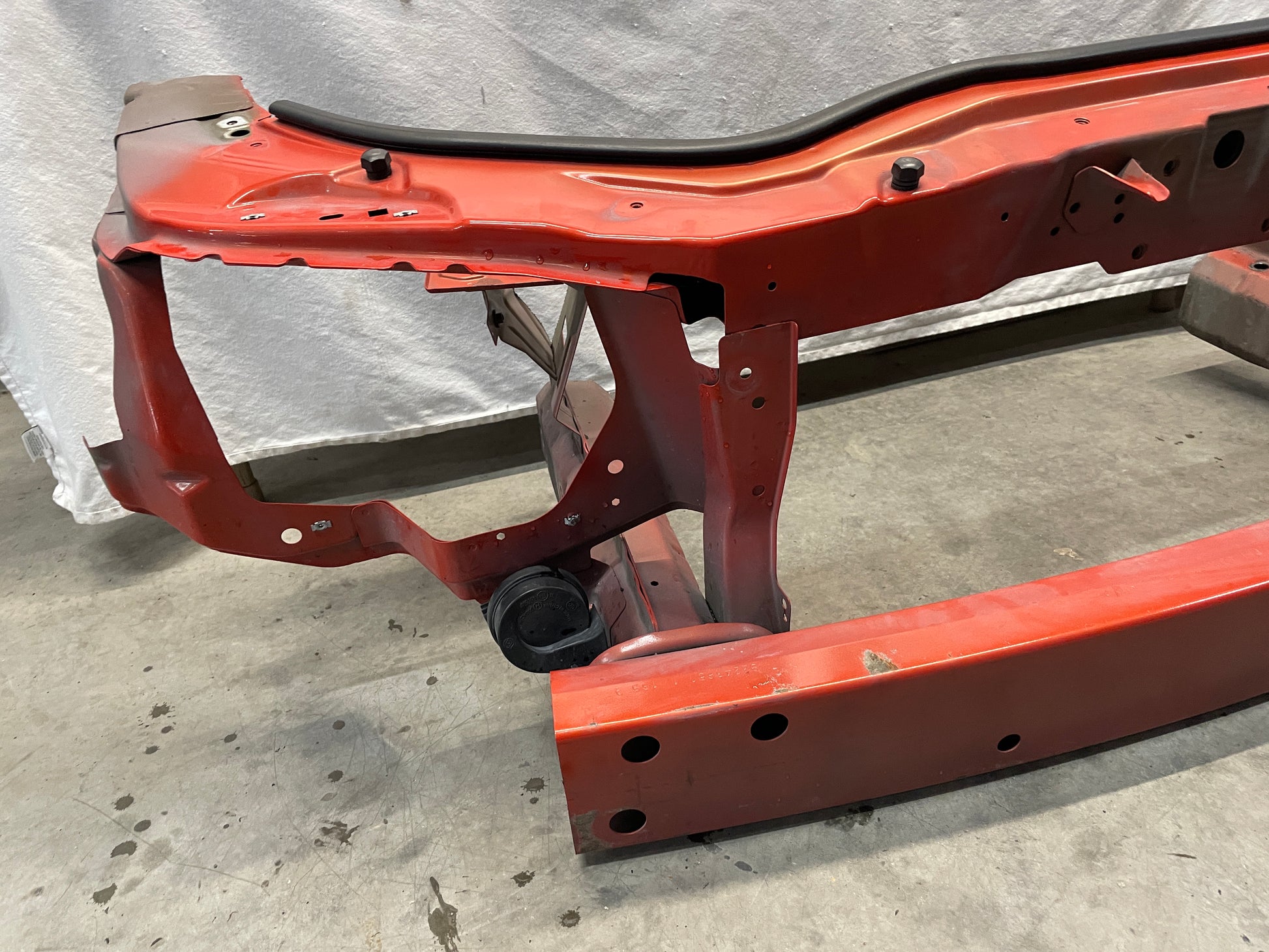 2010 Chevy Camaro SS Front Radiator Impact Bar Core Support Bracket OEM - Day's Parts Yard