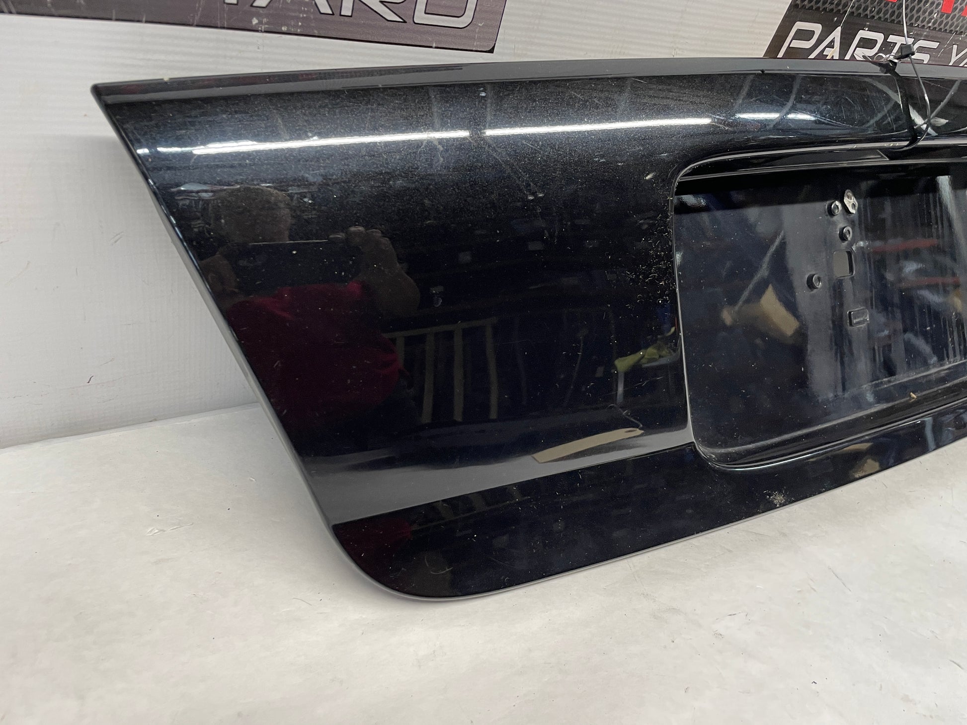 2005 Pontiac GTO Trunk Deck Lid Filler Insert Applique Panel Black OEM - Day's Parts Yard