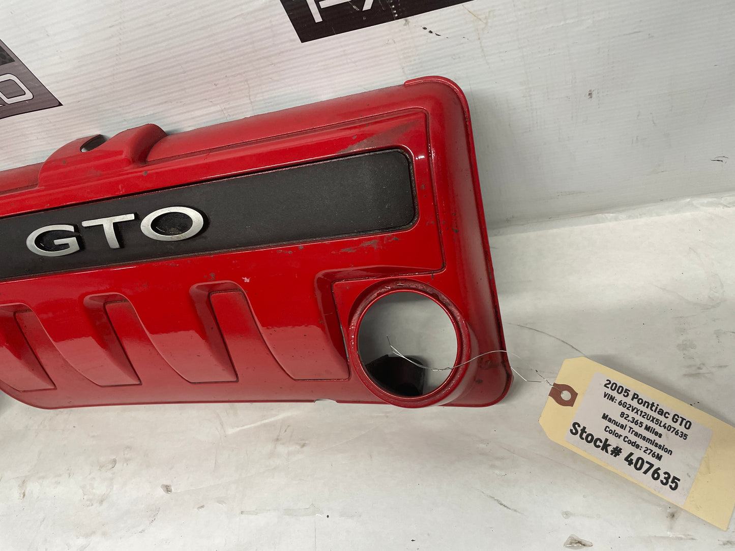 2005 Pontiac GTO RH & LH Engine Motor Coil Covers OEM